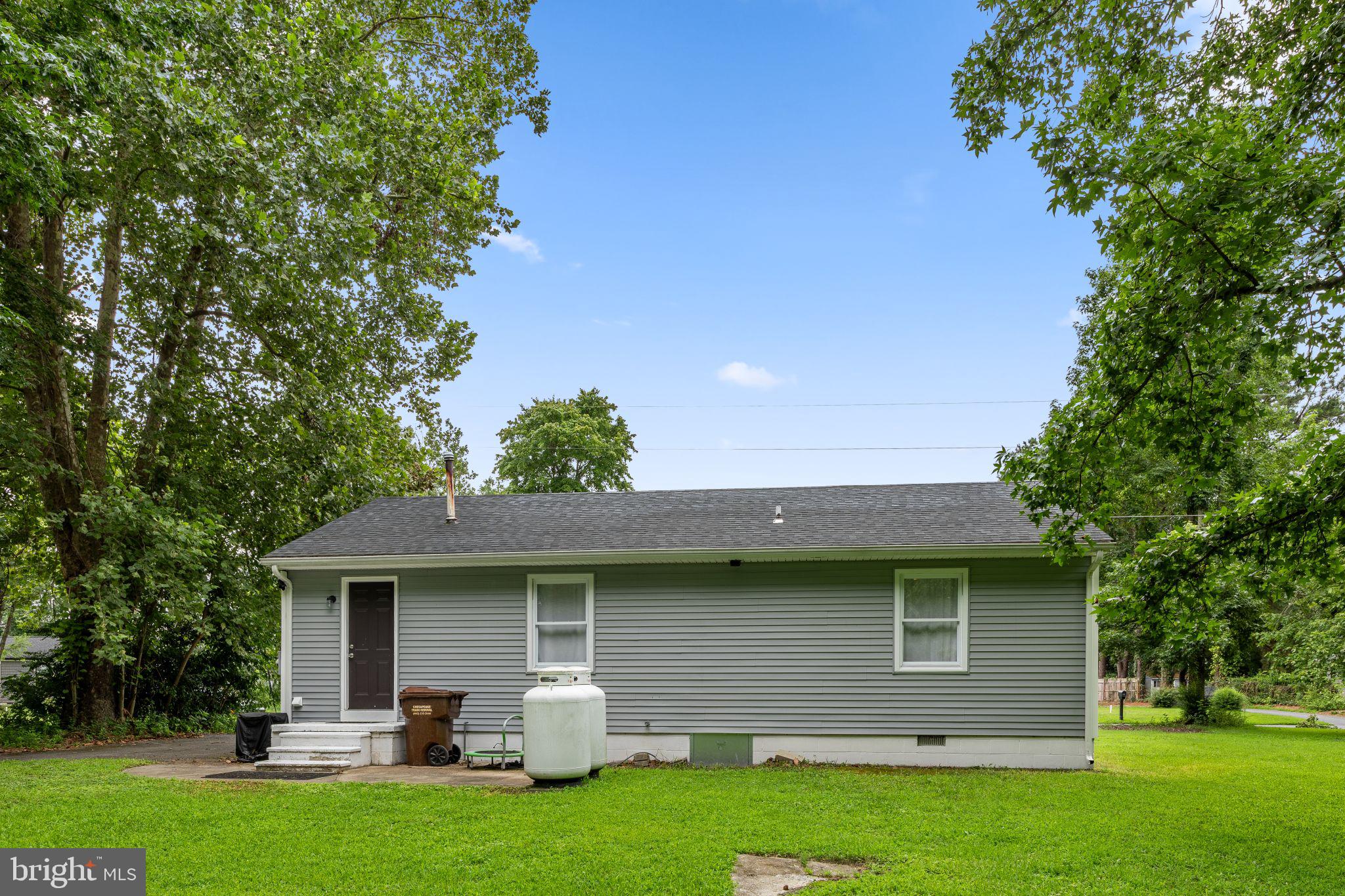 EDGEWOOD PARK - Residential