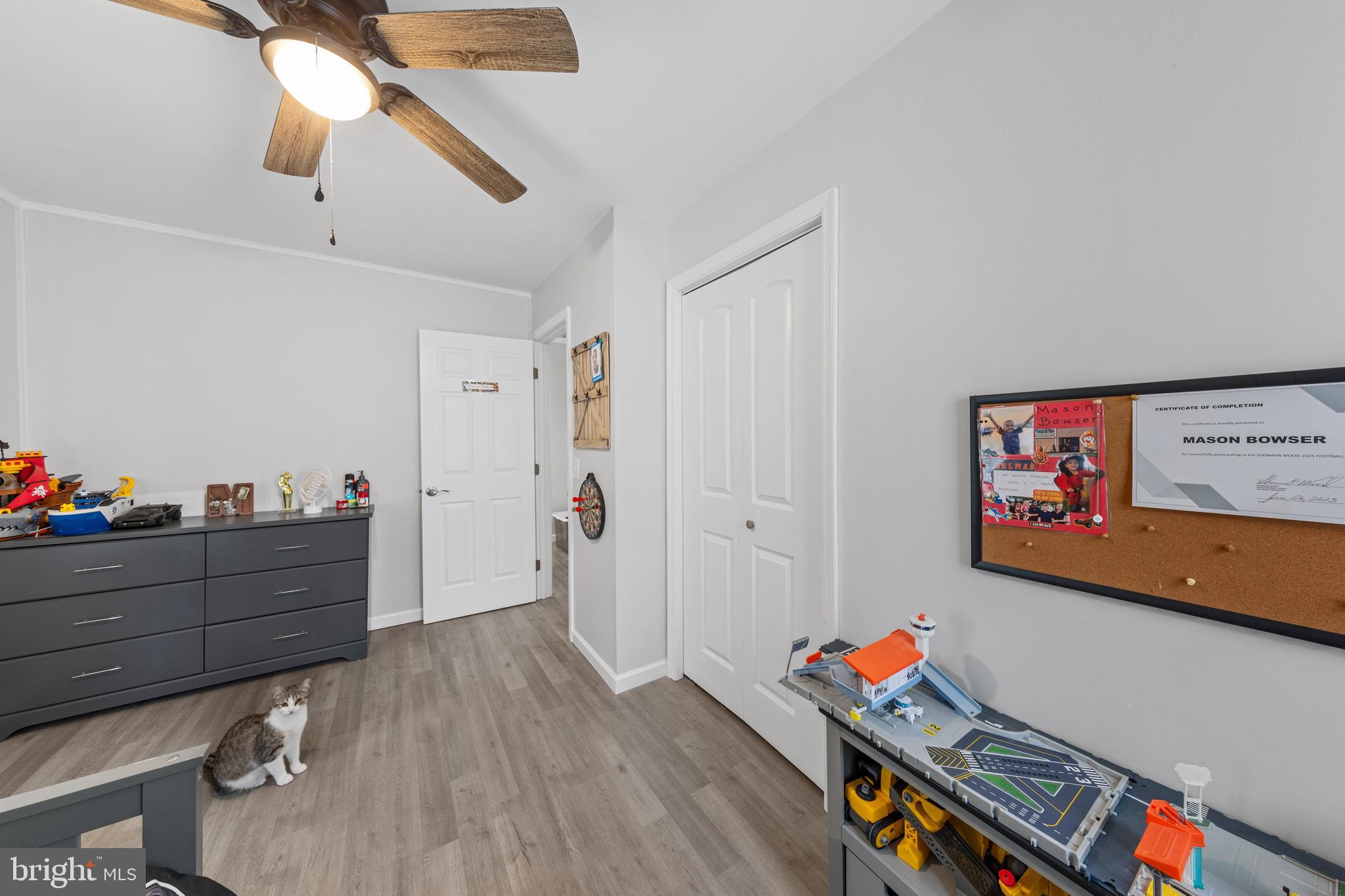 EDGEWOOD PARK - Residential