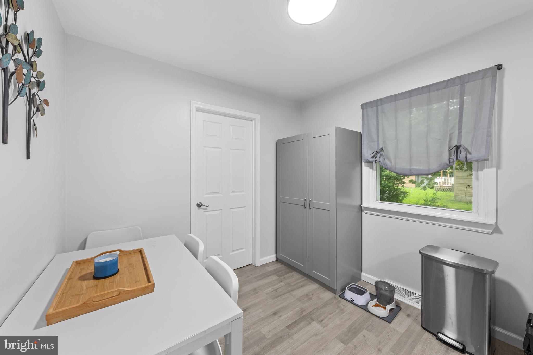 EDGEWOOD PARK - Residential