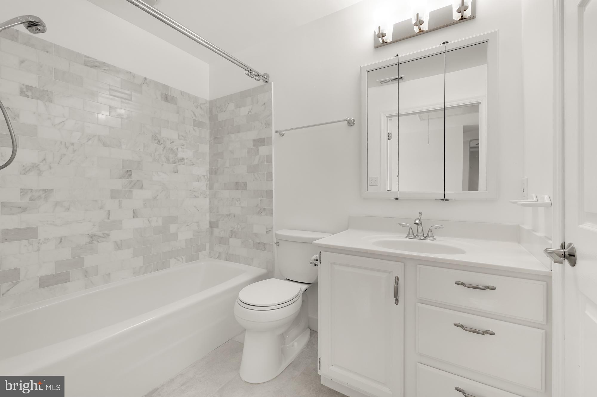 FRANKLIN PARK - Residential