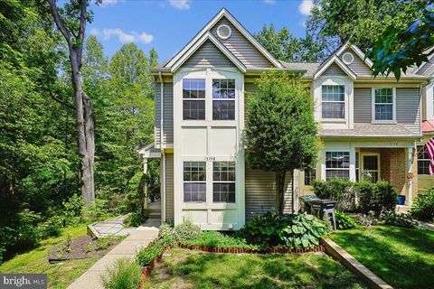 Townhouse For Rent - 15748 Widewater Drive<br/> DUMFRIES, VA 22025