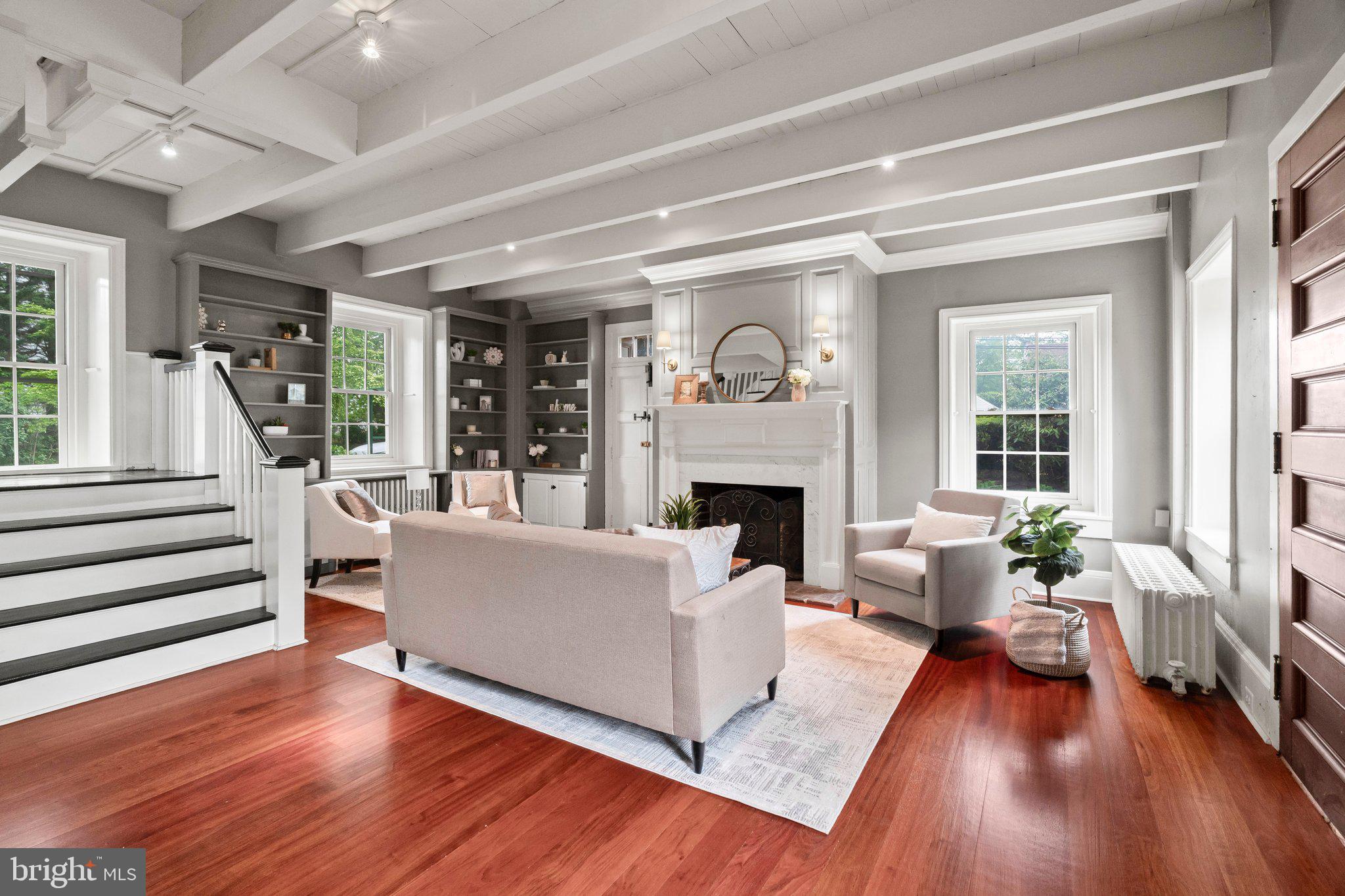 209 N BELLEVUE AVENUE