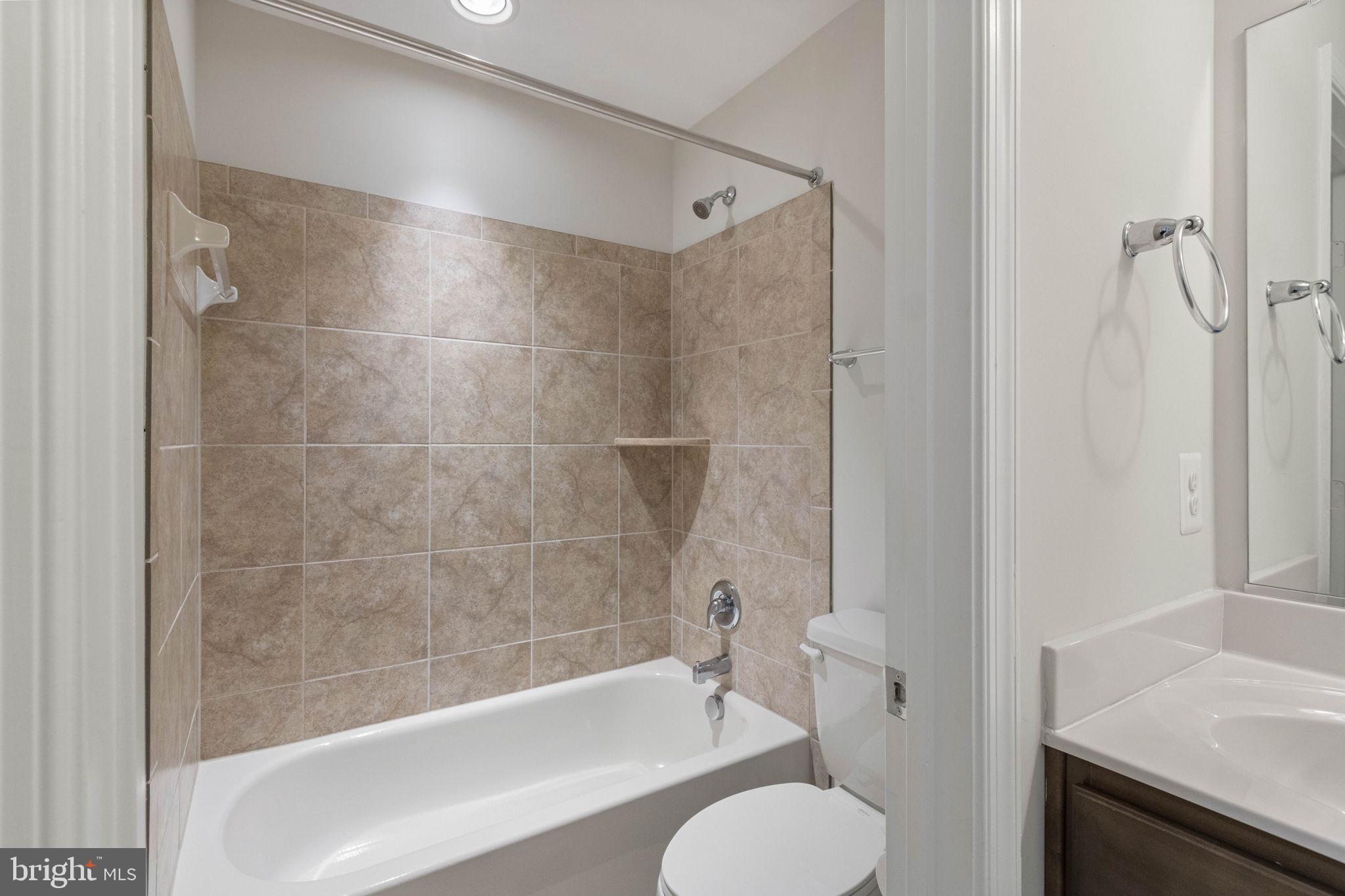 FAWN LAKE - Residential