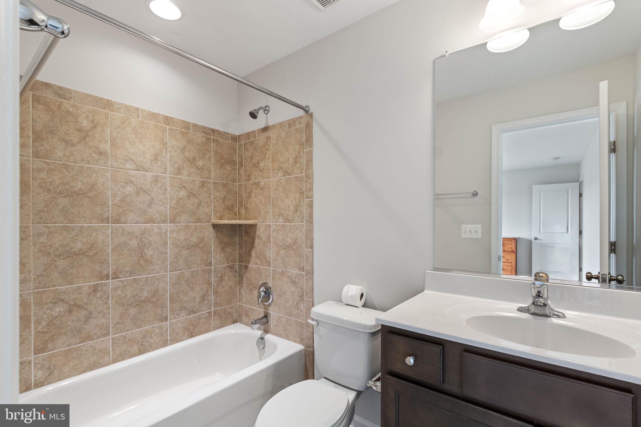 FAWN LAKE - Residential