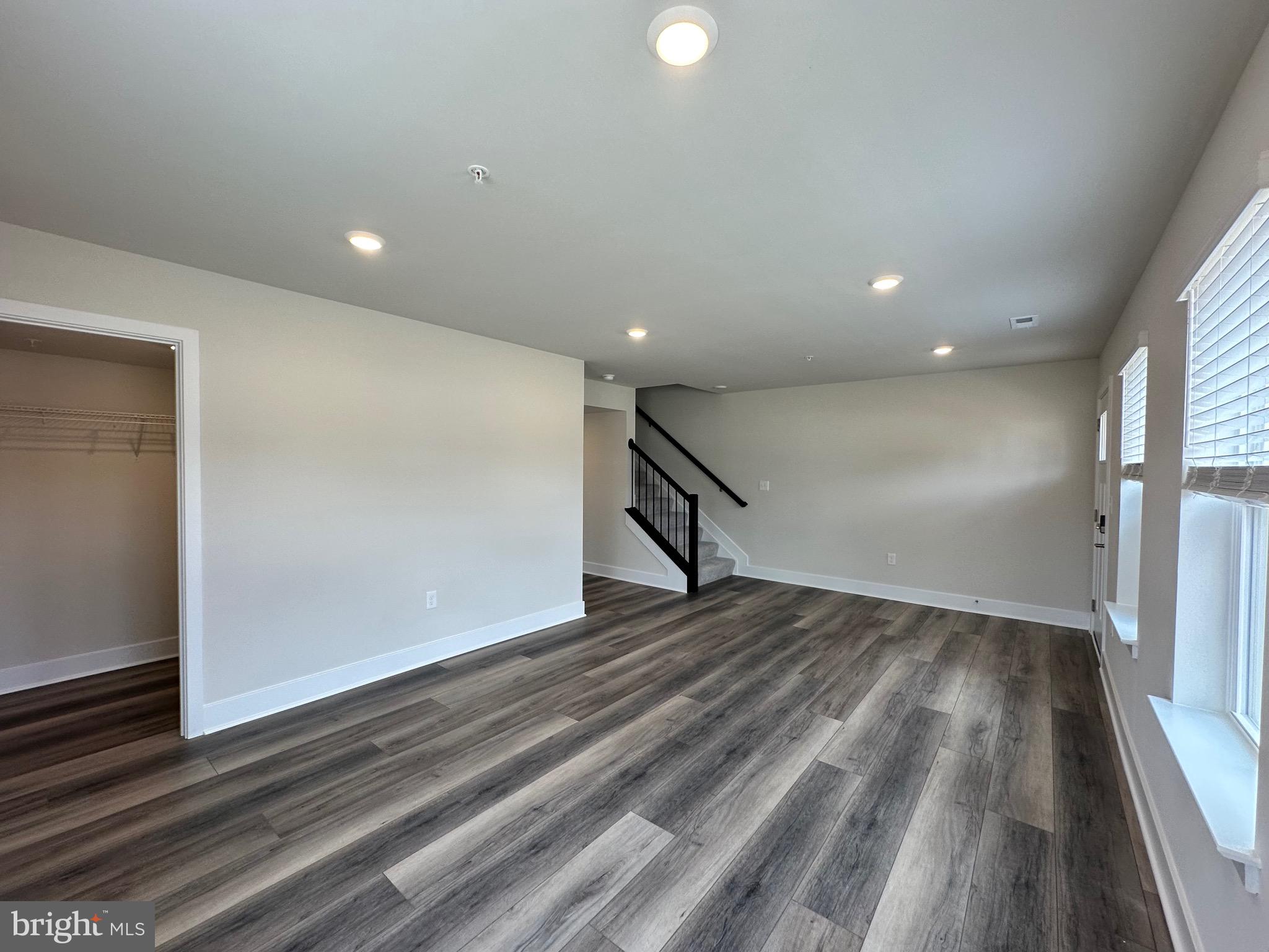 ST CHARLES - Residential