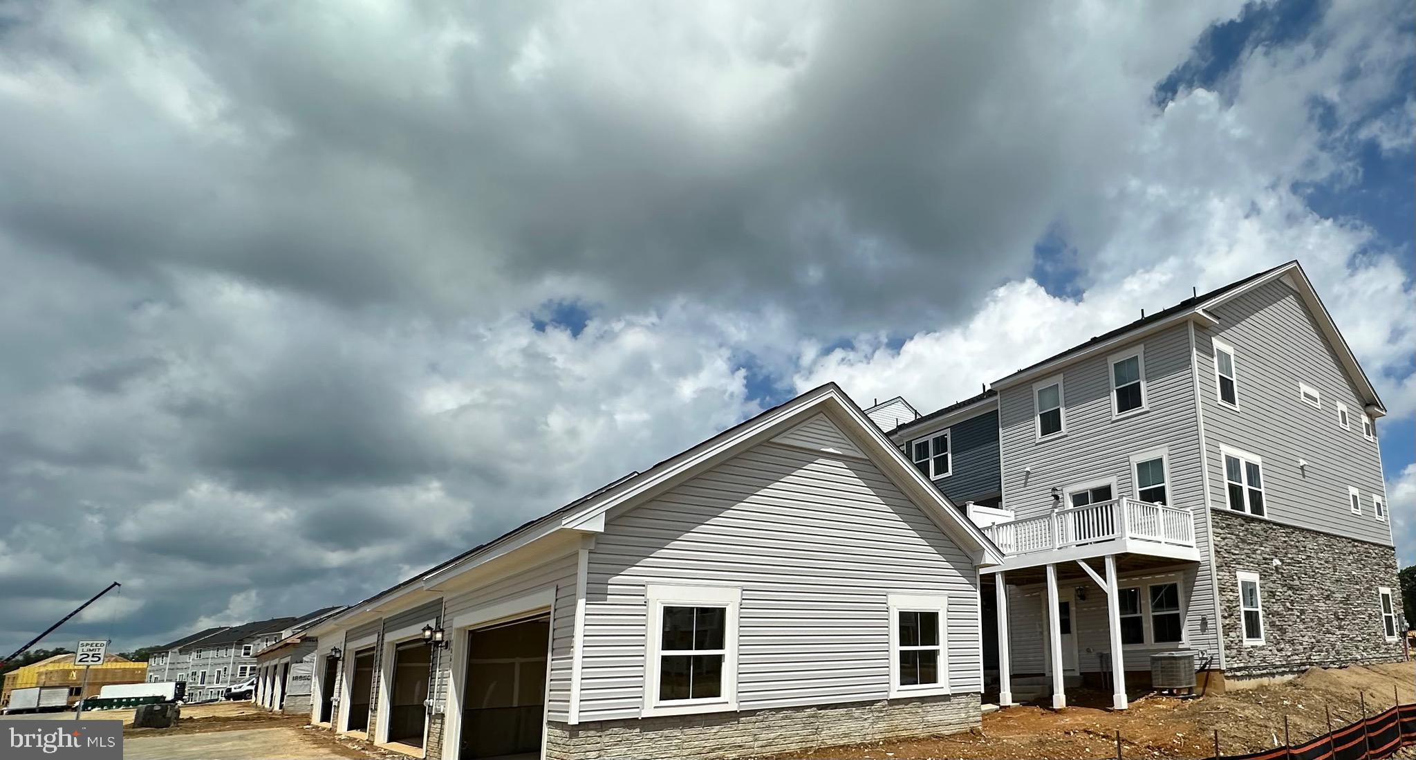 ST CHARLES - Residential