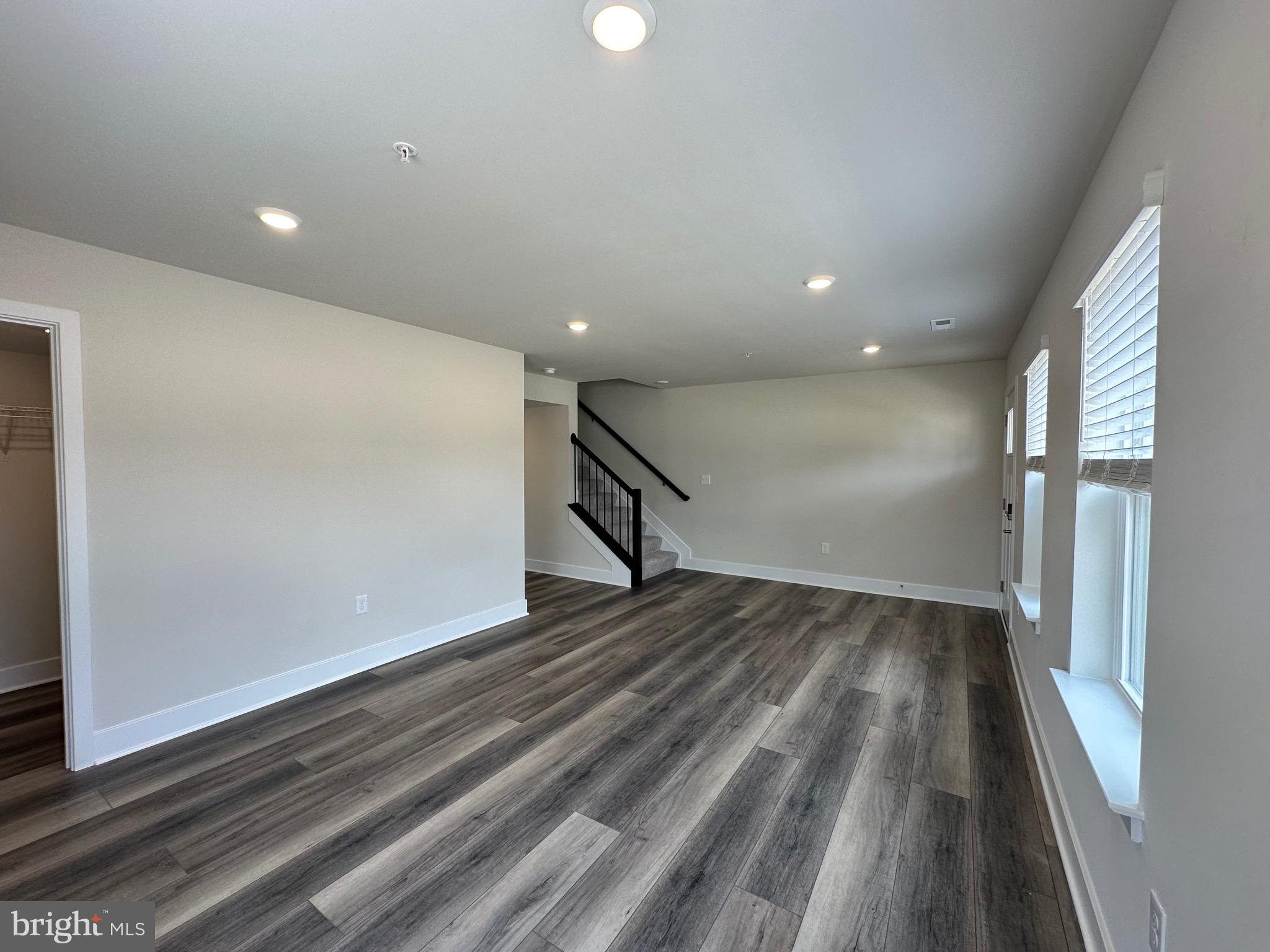 ST CHARLES - Residential