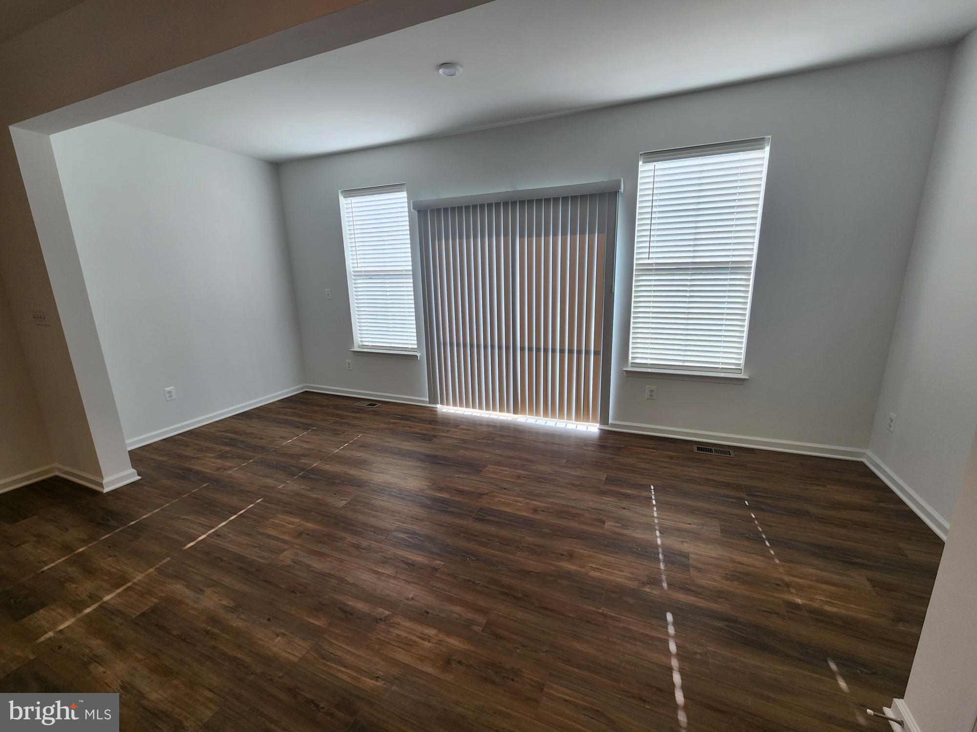 MARTINSBURG STATION - Residential Lease