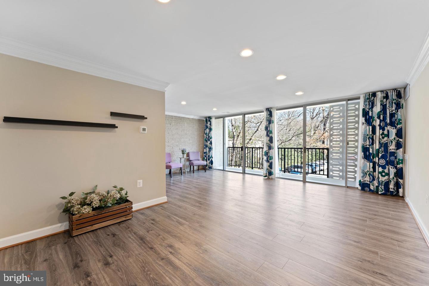 4410 BRIARWOOD COURT N 36