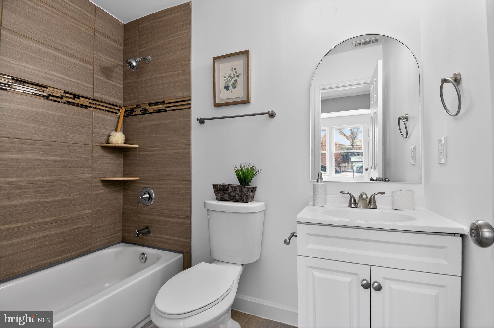 COOLRIDGE ACRES - Residential