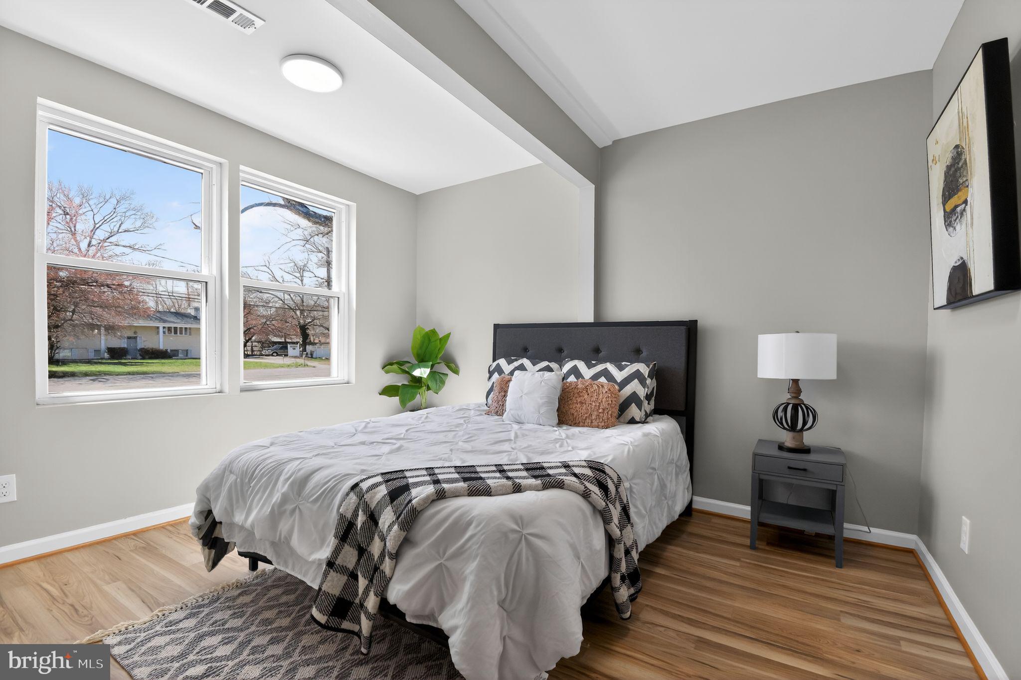 COOLRIDGE ACRES - Residential