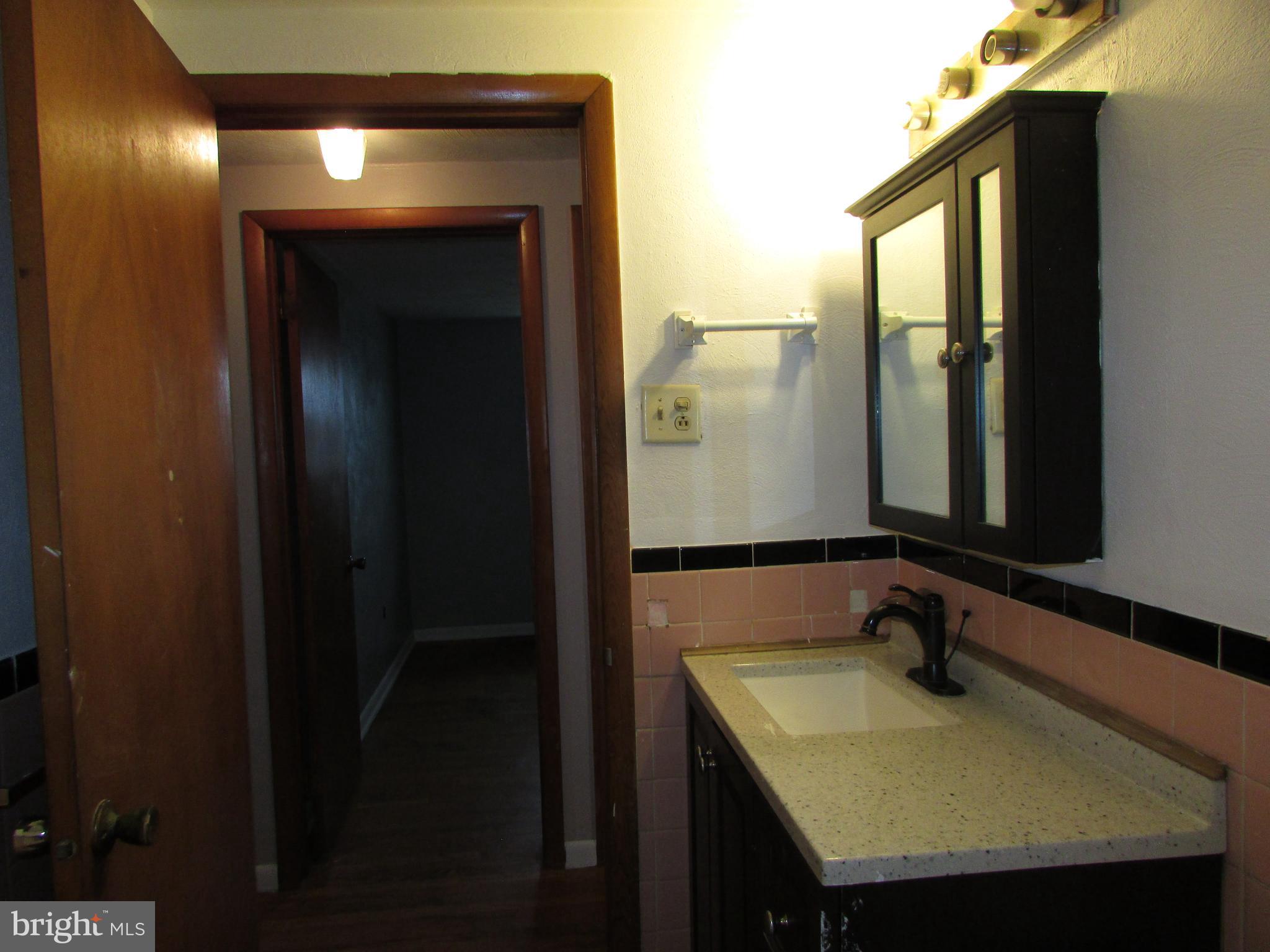 EAST MANCHESTER TWP. - Residential