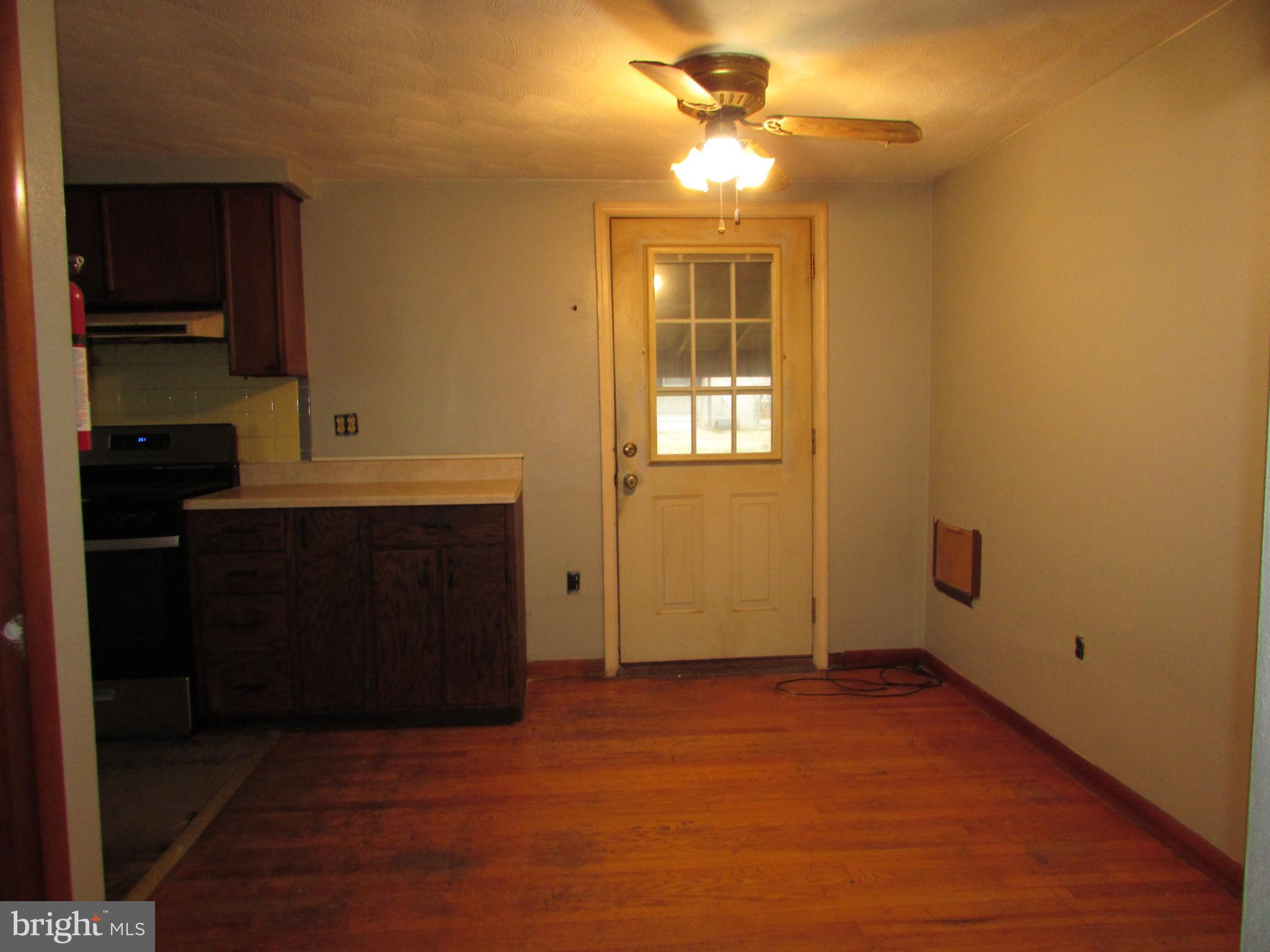 EAST MANCHESTER TWP. - Residential