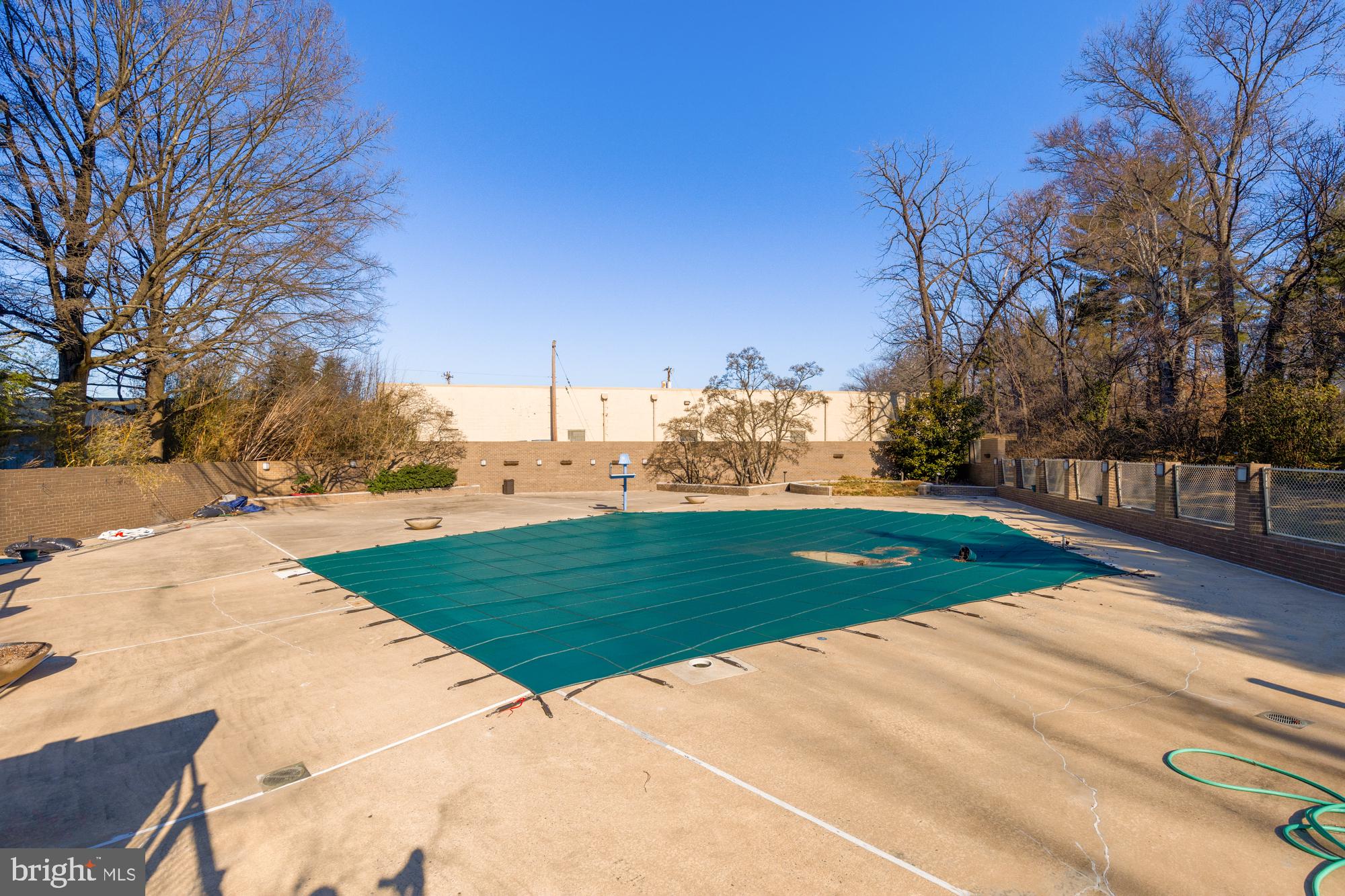 THE KENWOOD - Residential