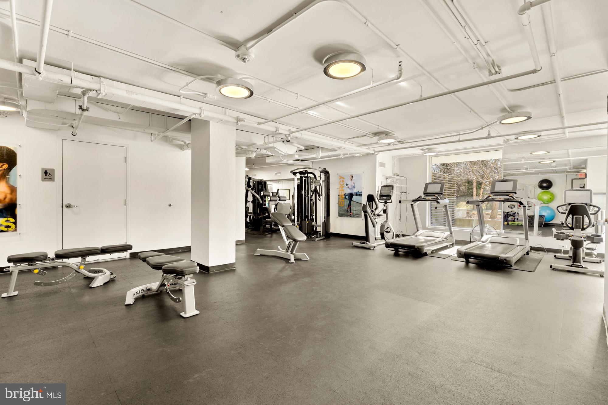 THE KENWOOD - Residential