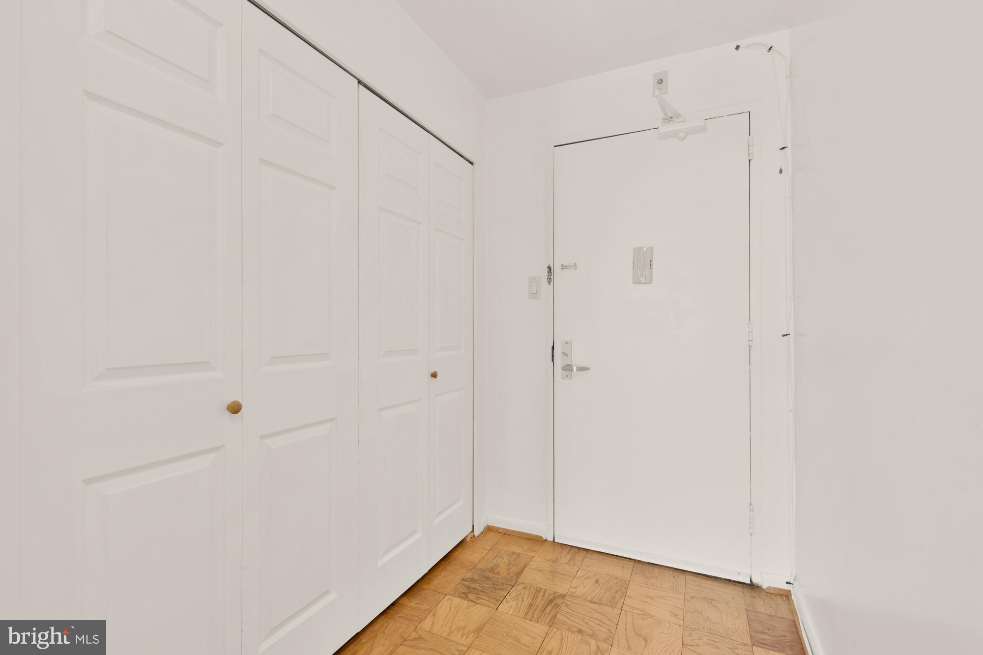 THE KENWOOD - Residential