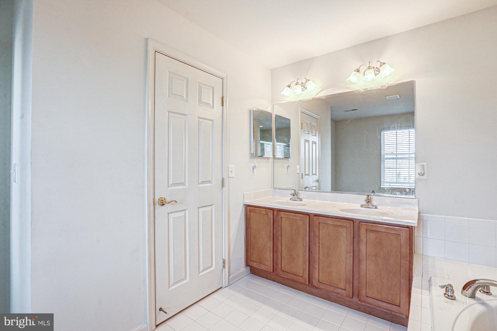 RESRV CHESTNUT RIDGE - Residential