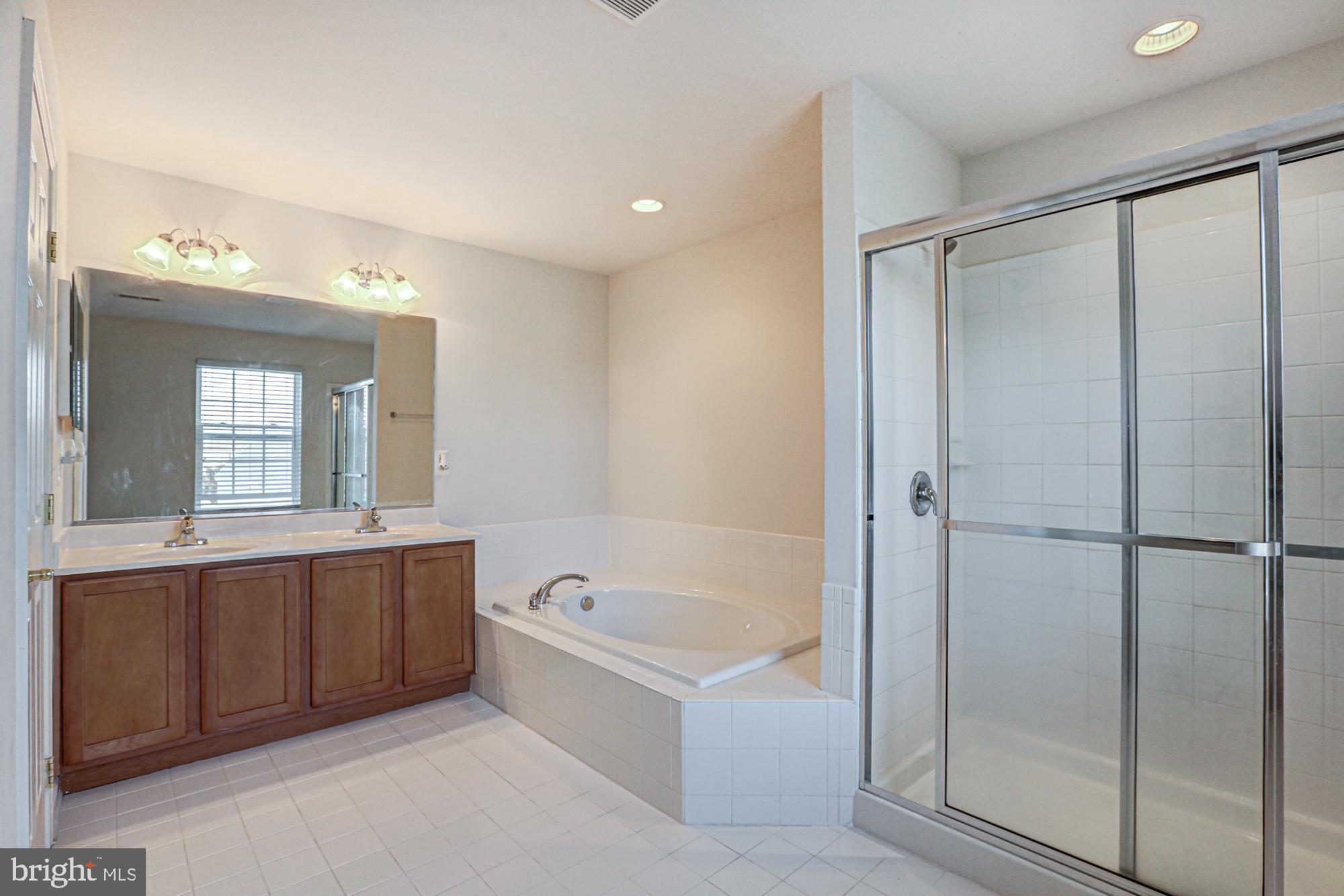RESRV CHESTNUT RIDGE - Residential