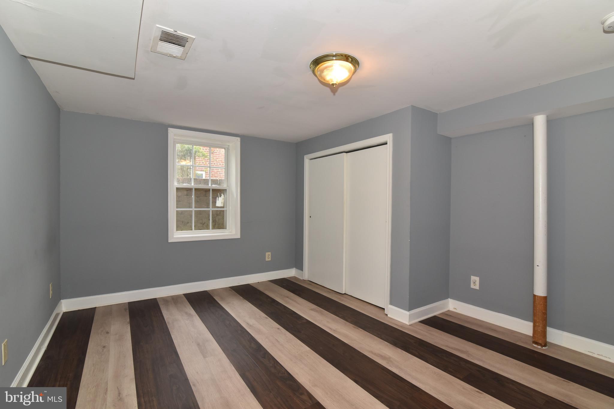 SPRINGFIELD - Residential