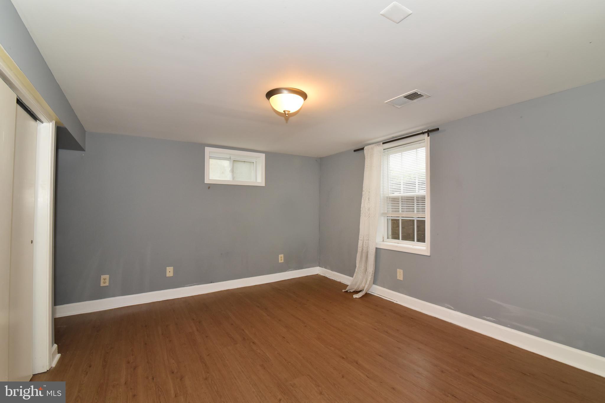 SPRINGFIELD - Residential