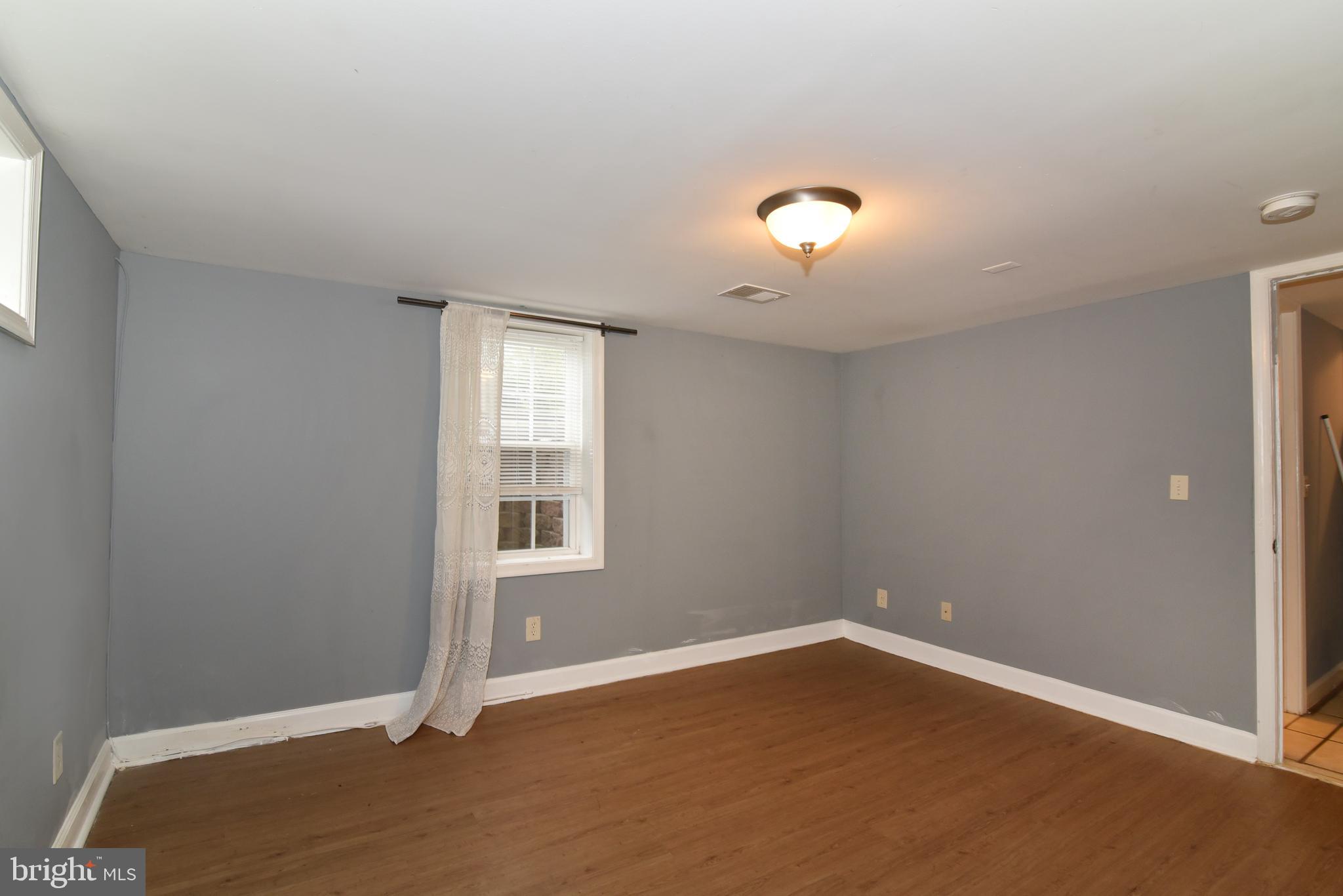 SPRINGFIELD - Residential