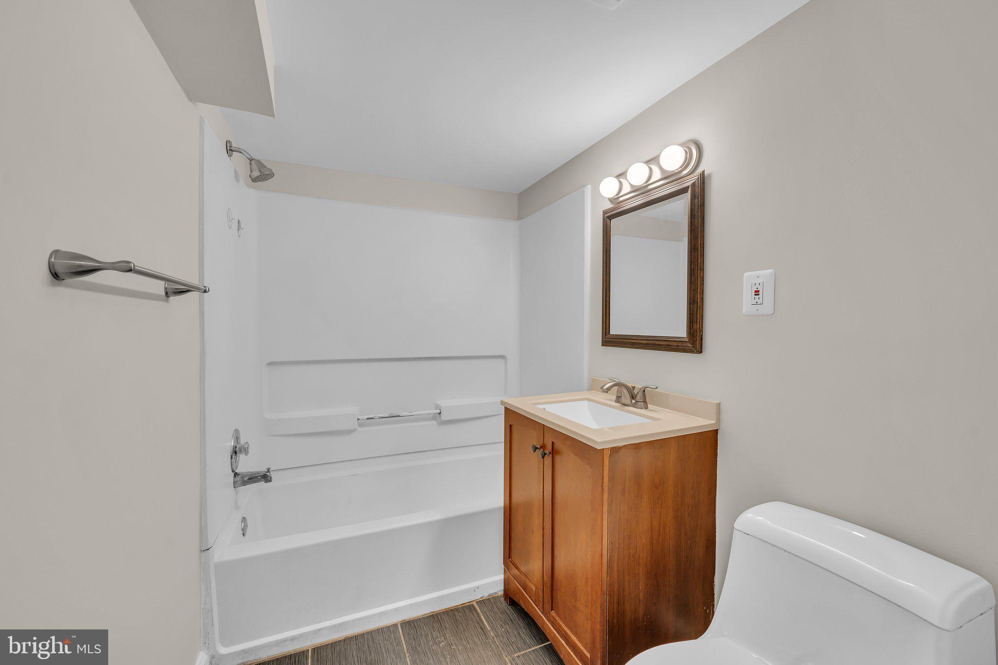 GLENCARLYN - Residential