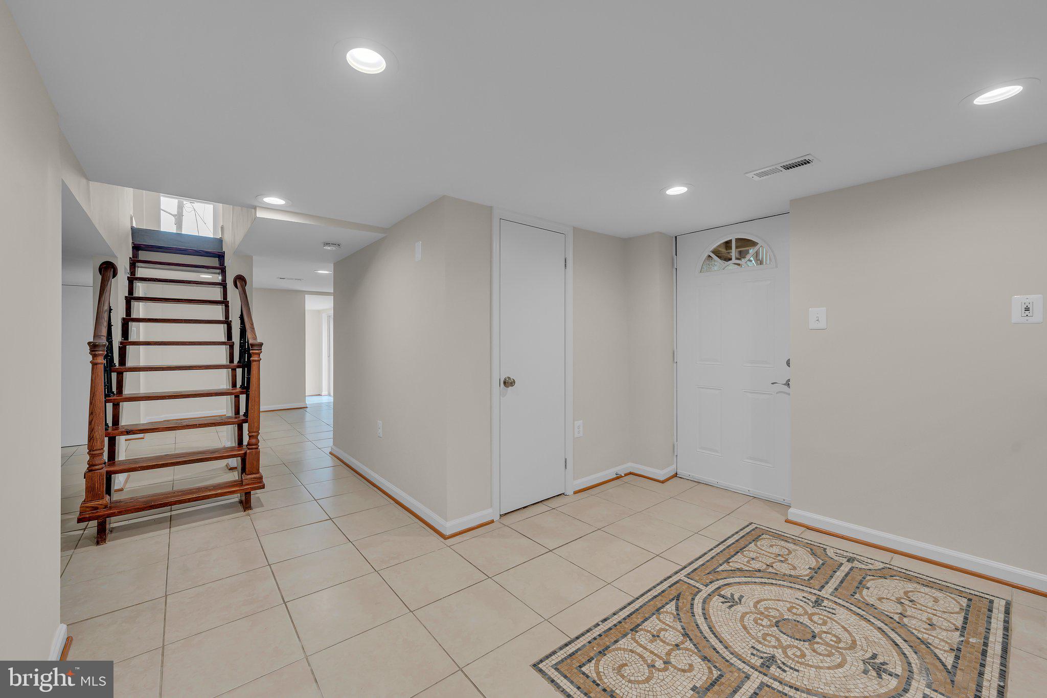 GLENCARLYN - Residential