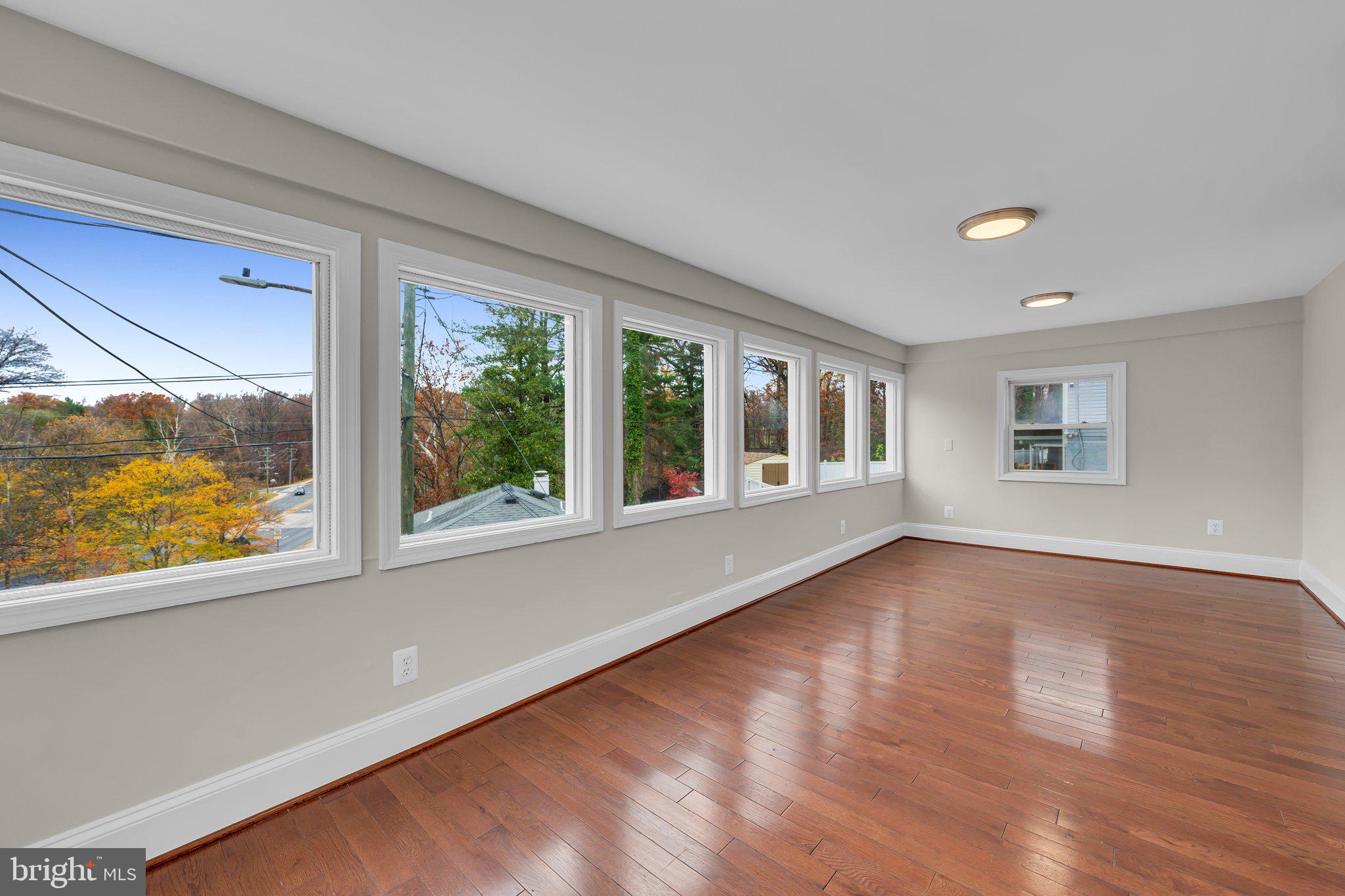 GLENCARLYN - Residential