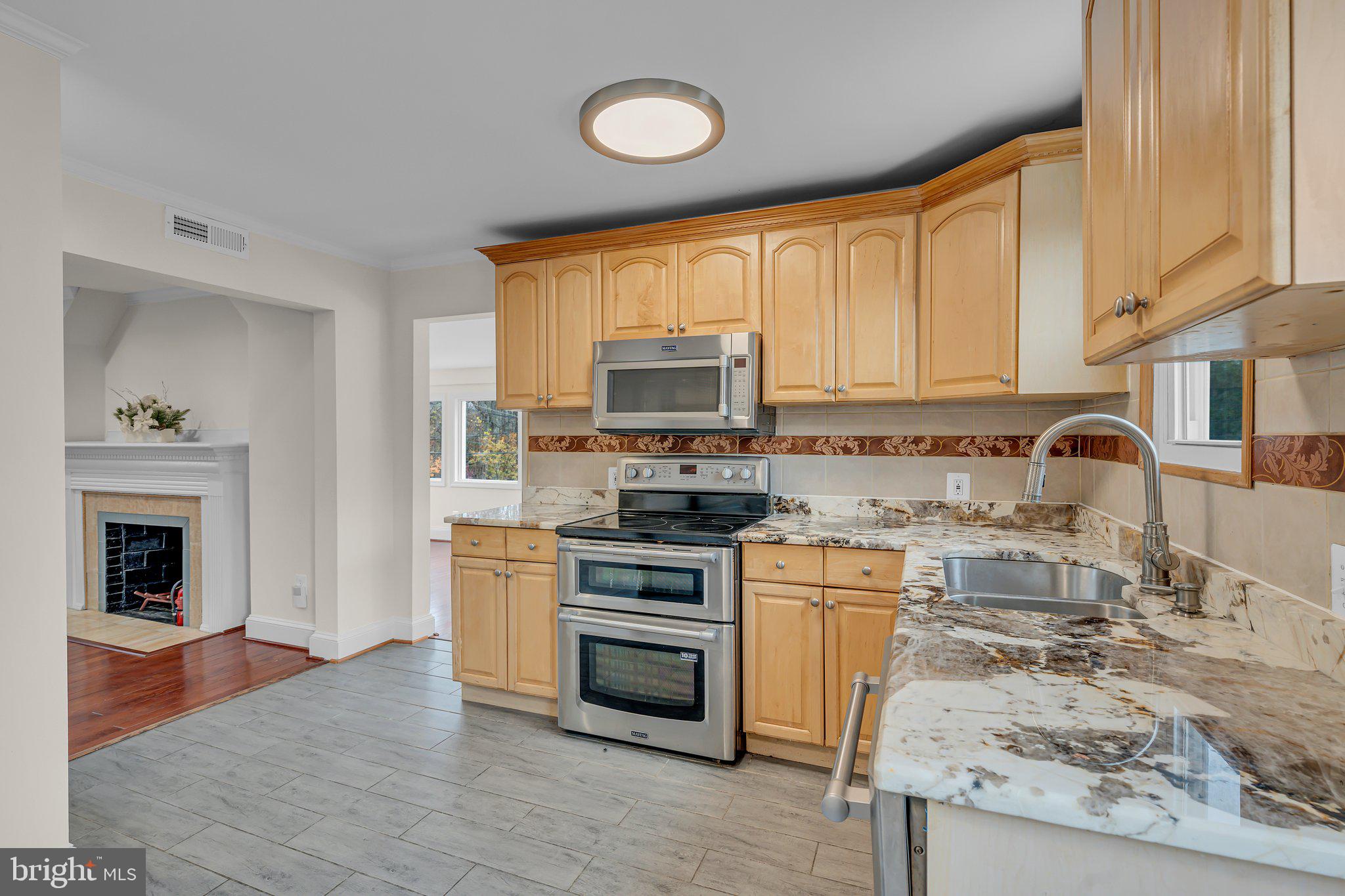 GLENCARLYN - Residential