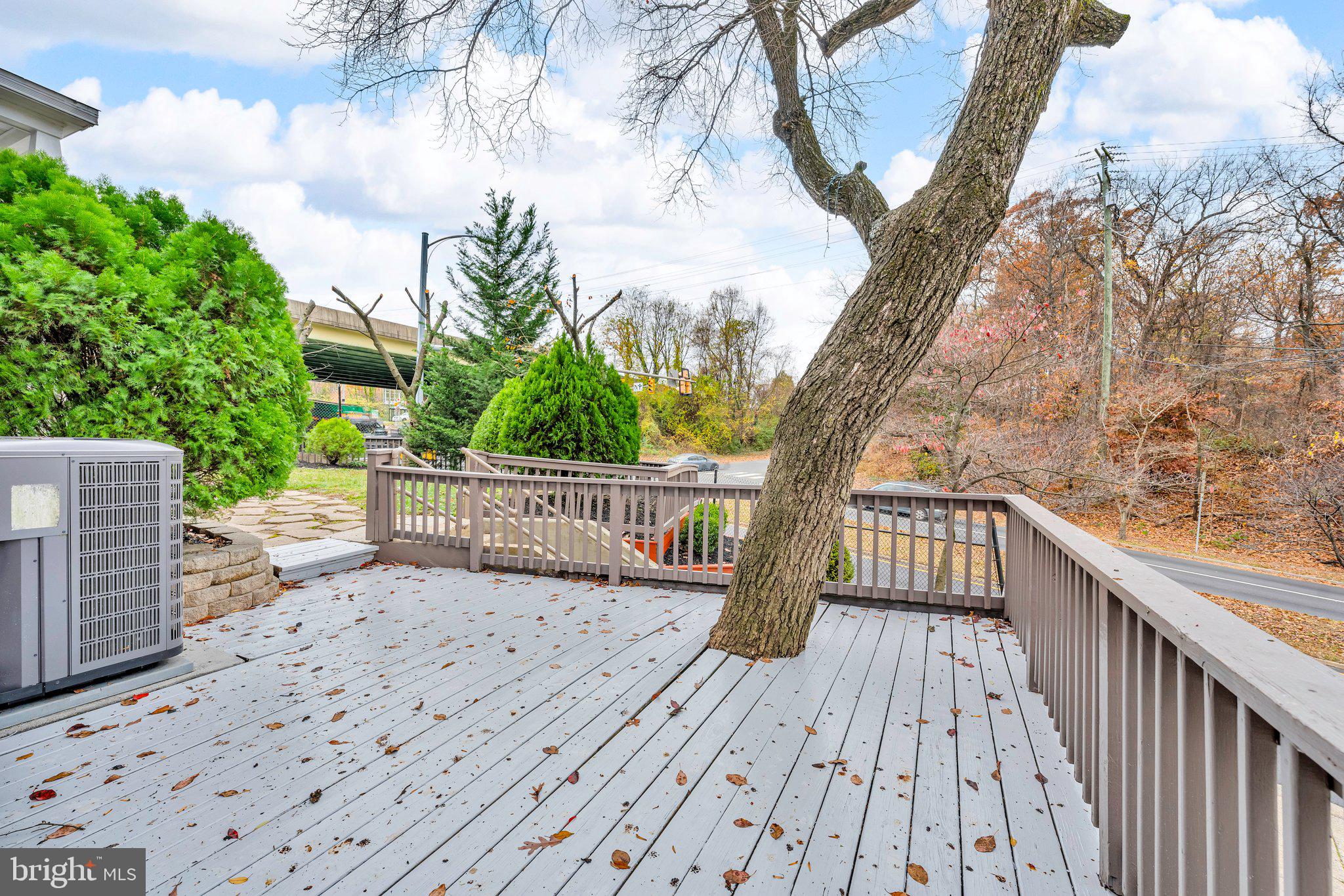 GLENCARLYN - Residential