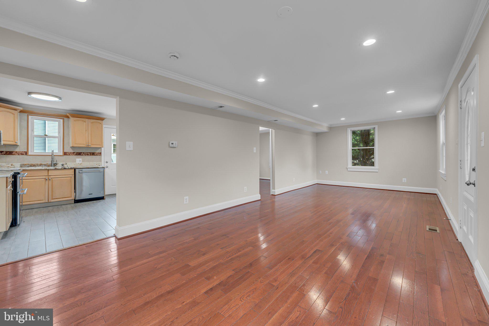 GLENCARLYN - Residential