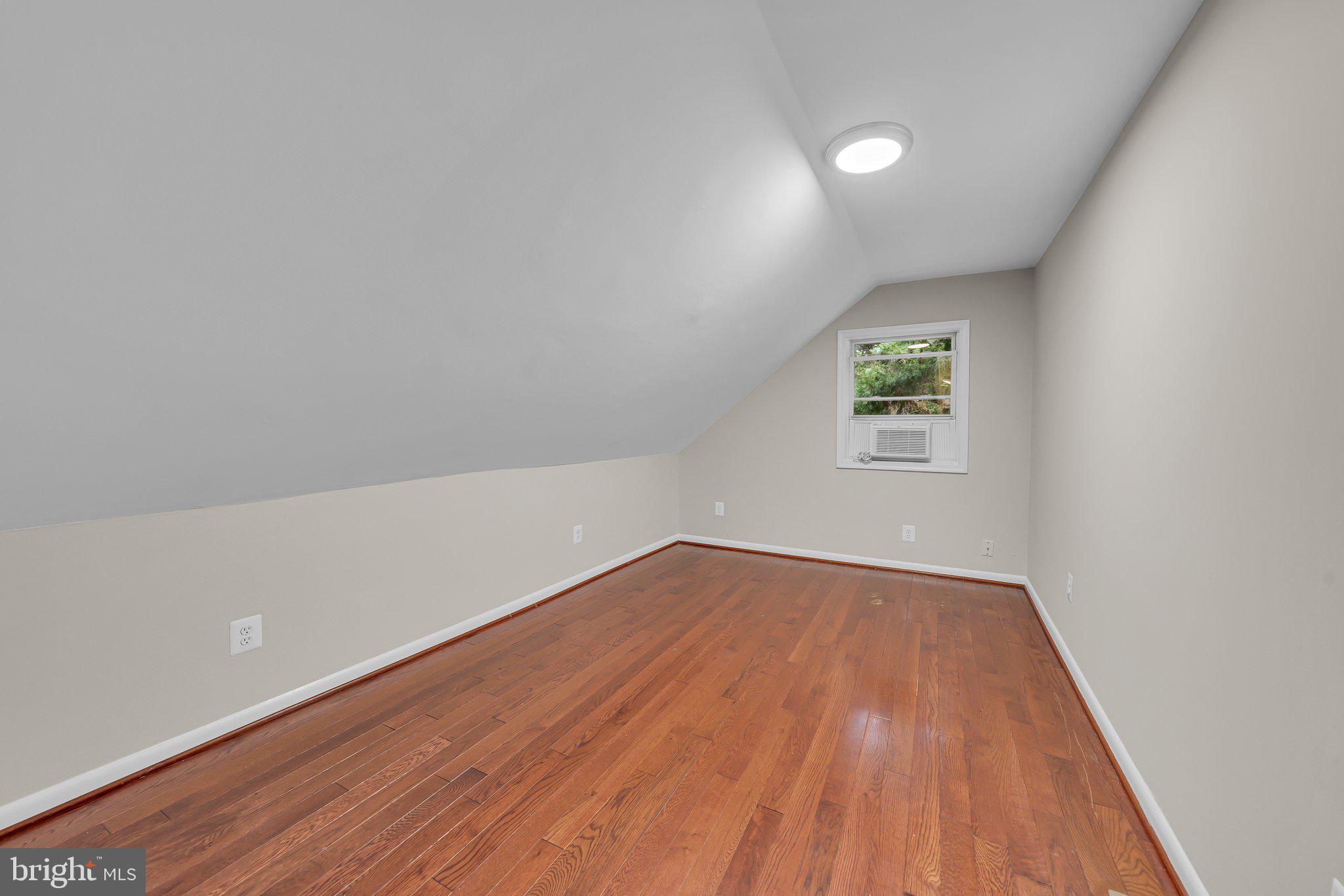 GLENCARLYN - Residential