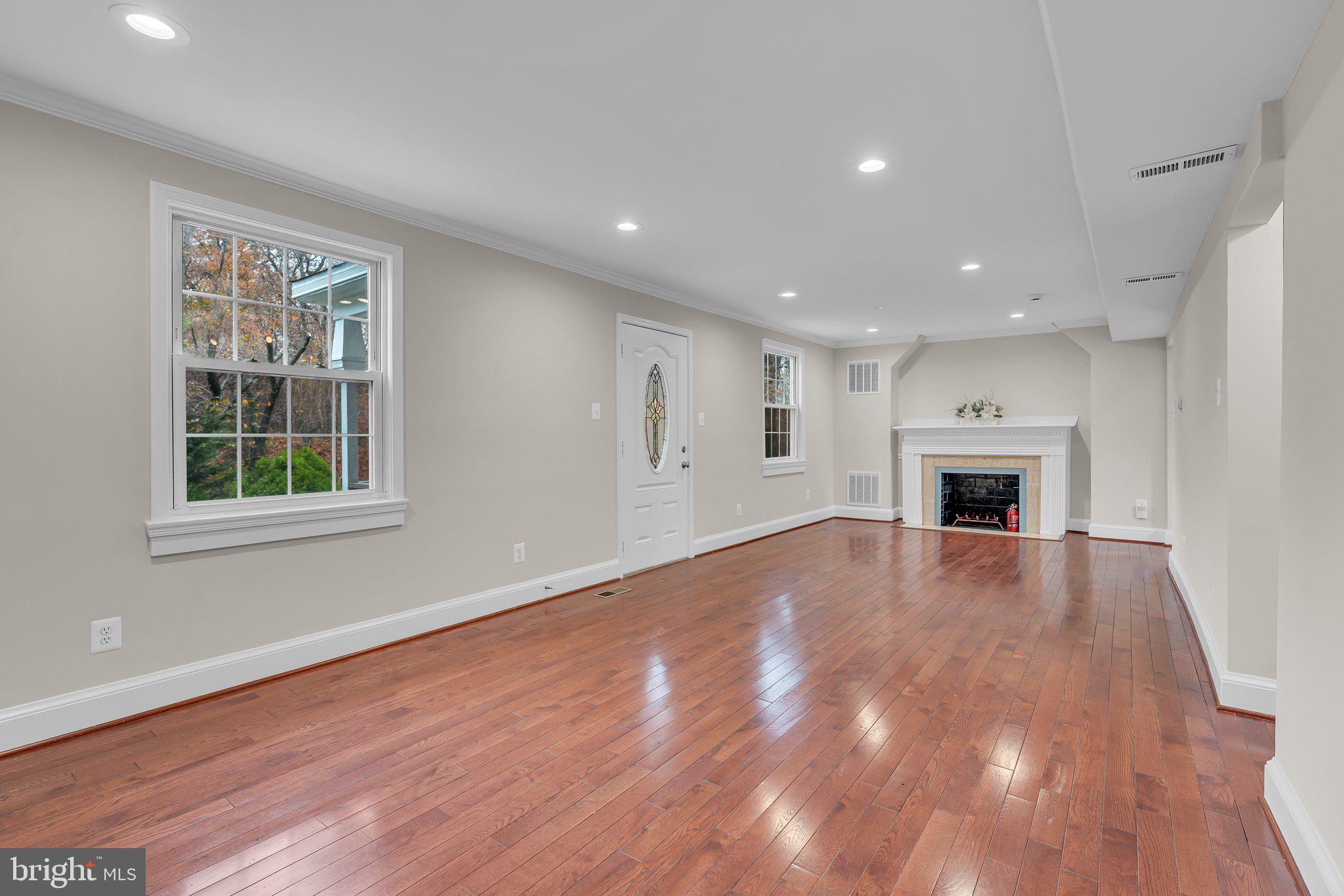 GLENCARLYN - Residential