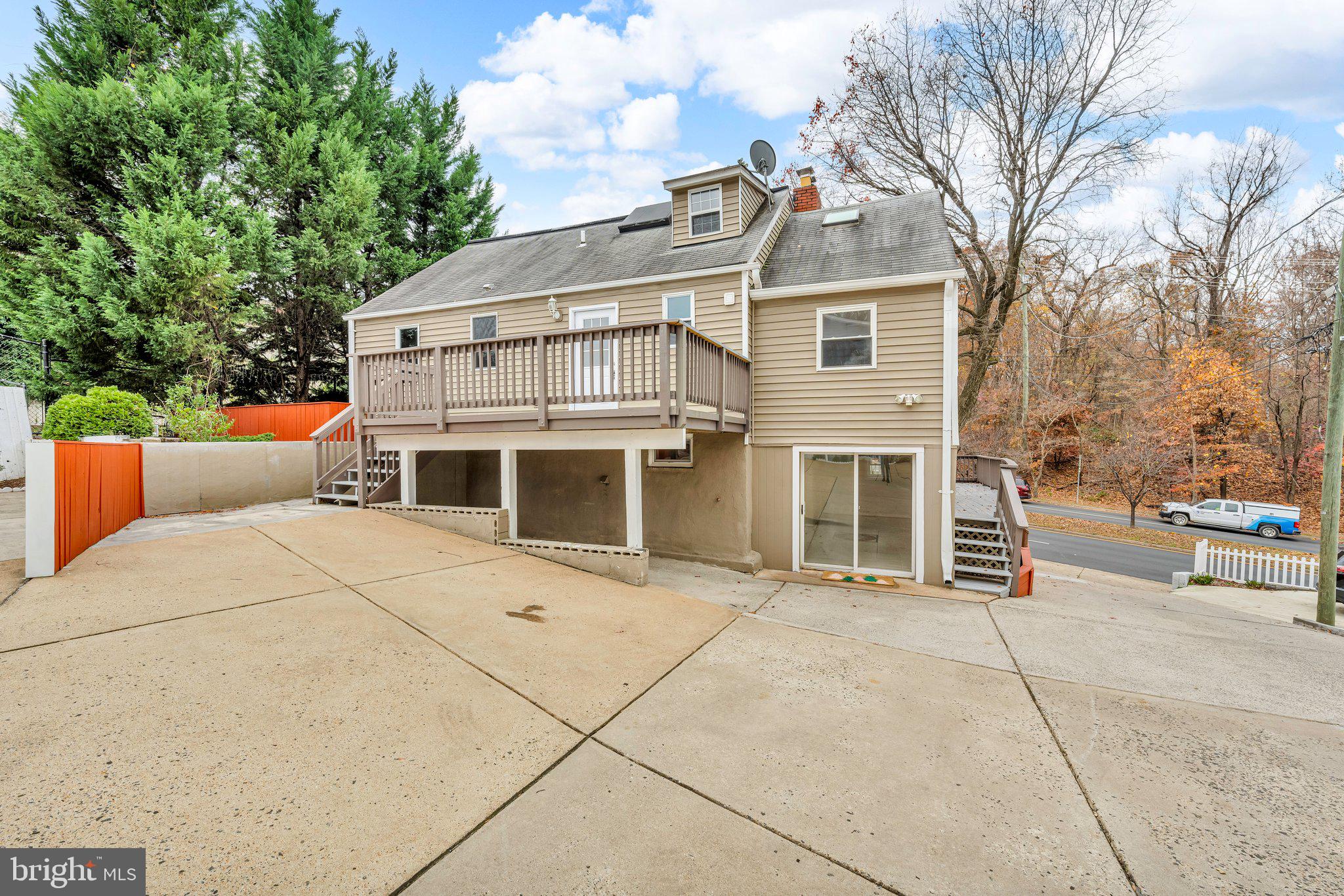 GLENCARLYN - Residential