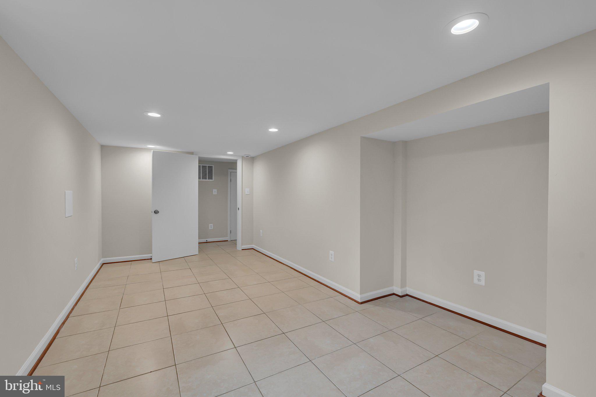 GLENCARLYN - Residential