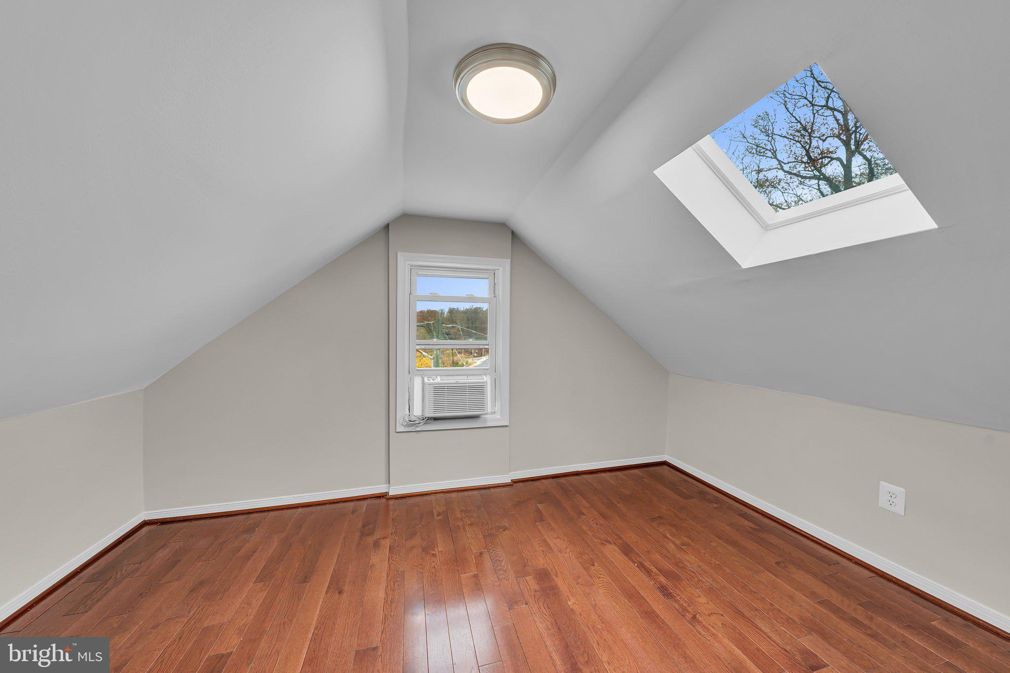 GLENCARLYN - Residential