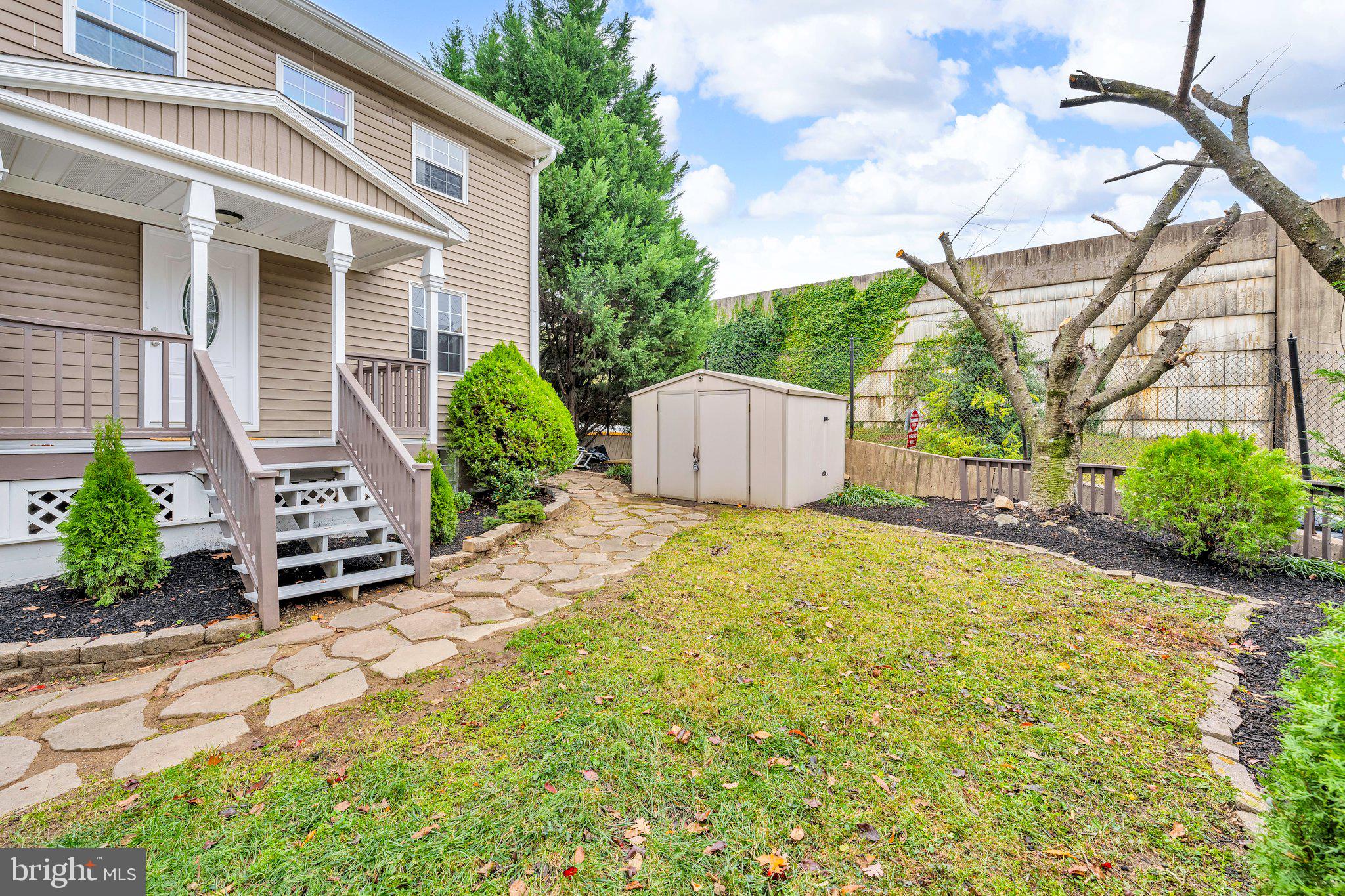 GLENCARLYN - Residential