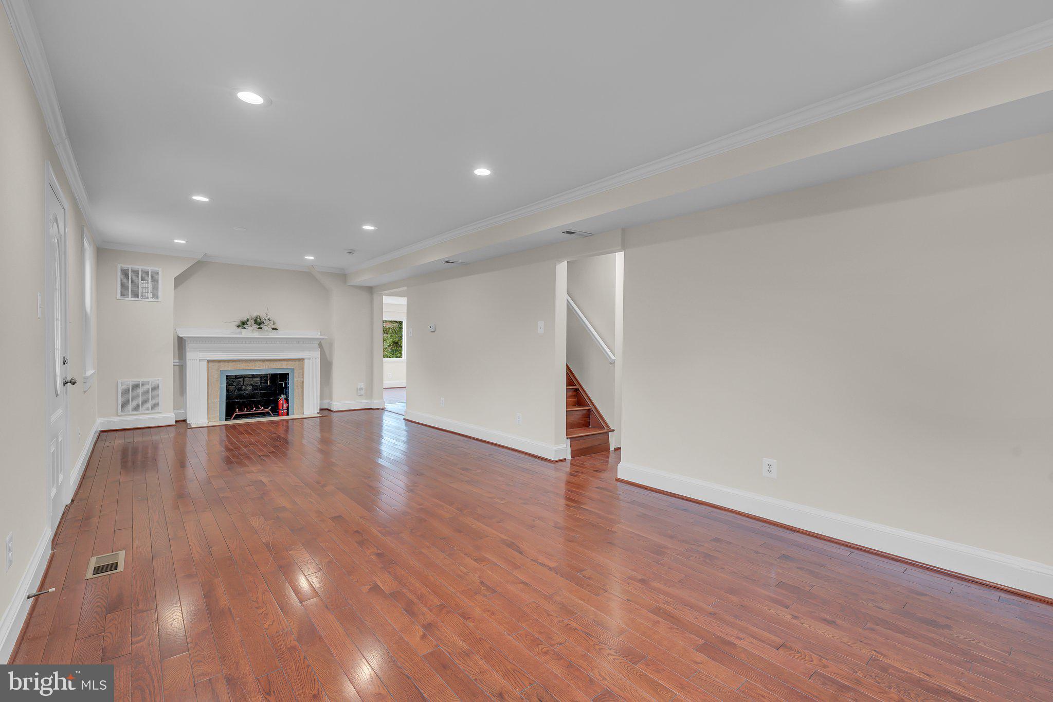 GLENCARLYN - Residential