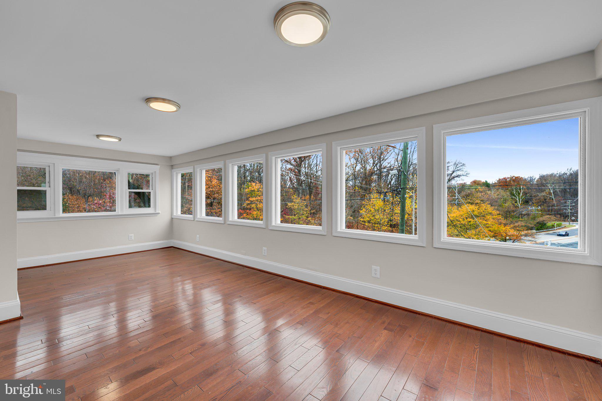 GLENCARLYN - Residential