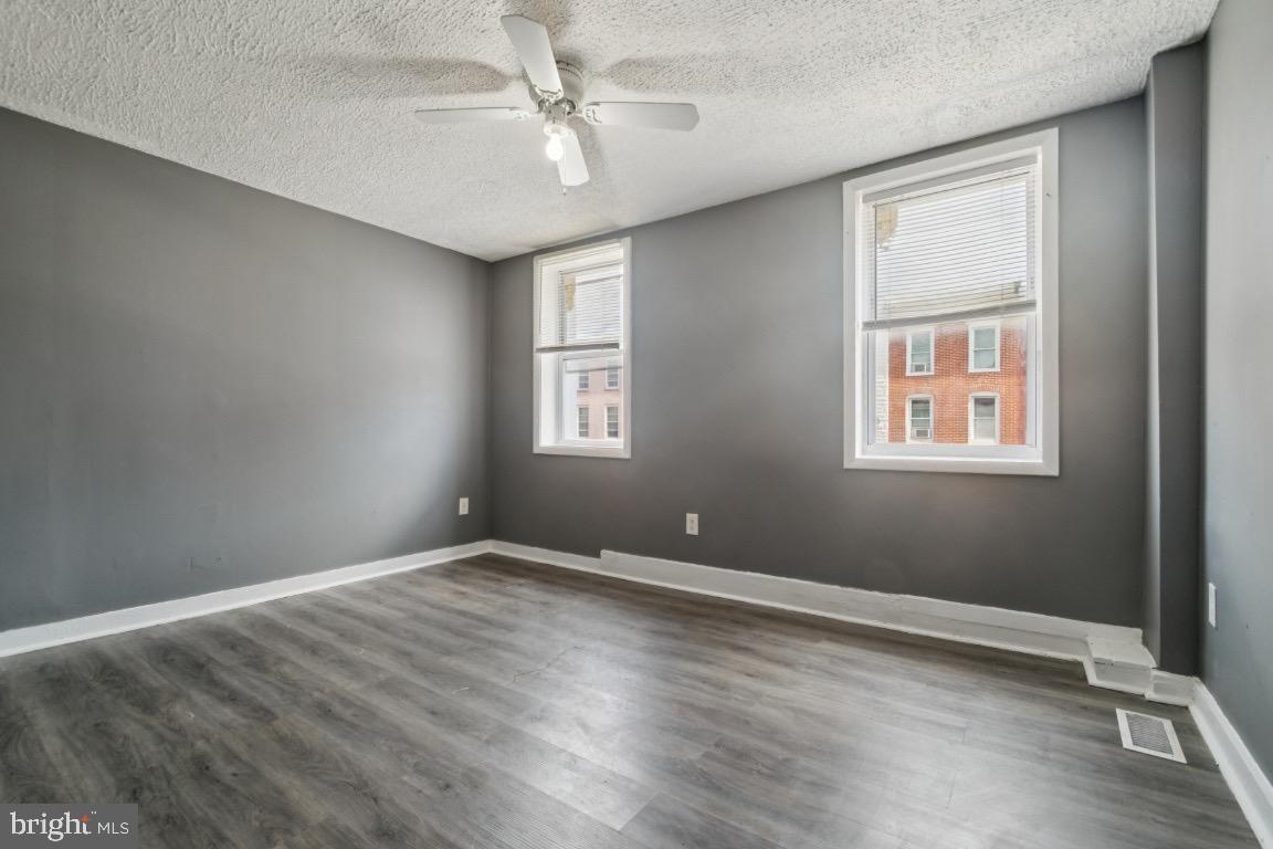 MOUNT CLARE - Residential