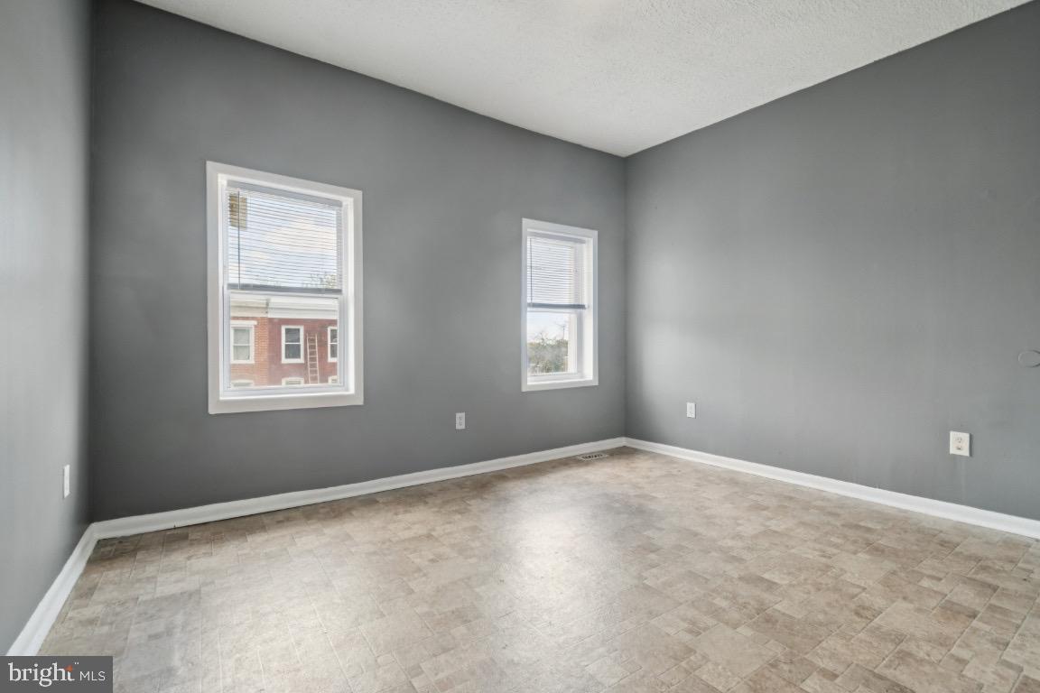 MOUNT CLARE - Residential