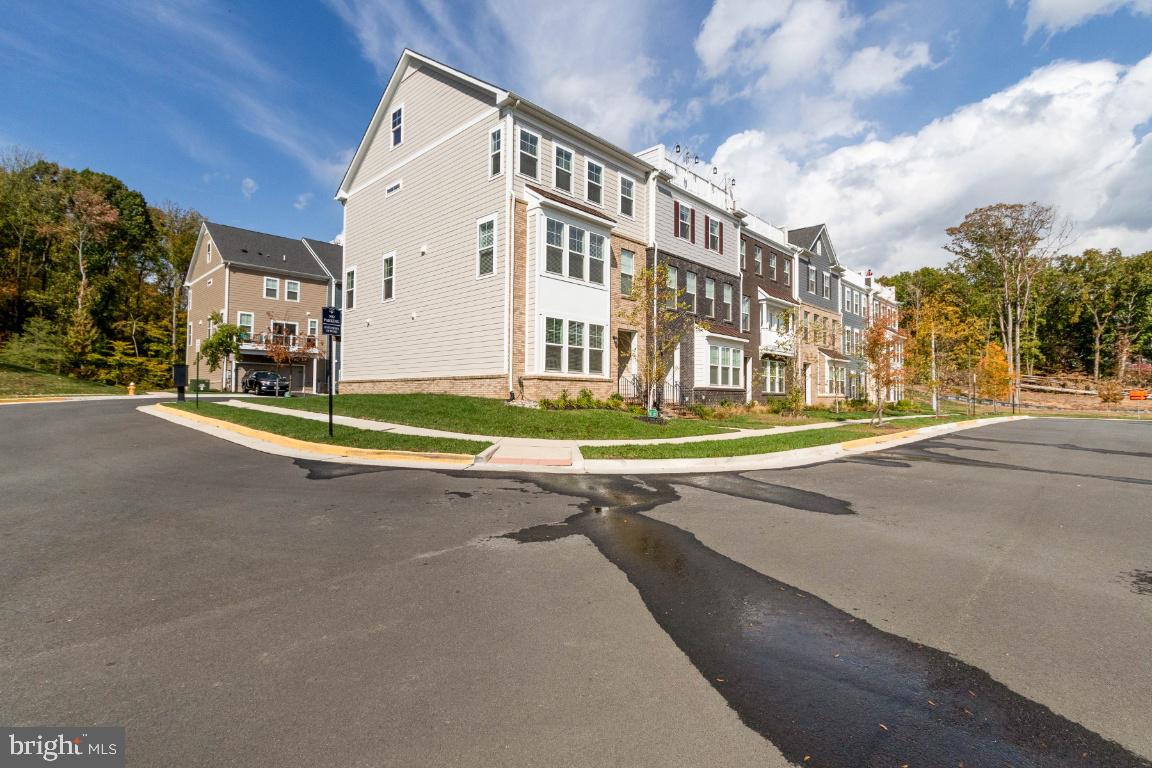 1595 MEADOWLARK GLEN ROAD