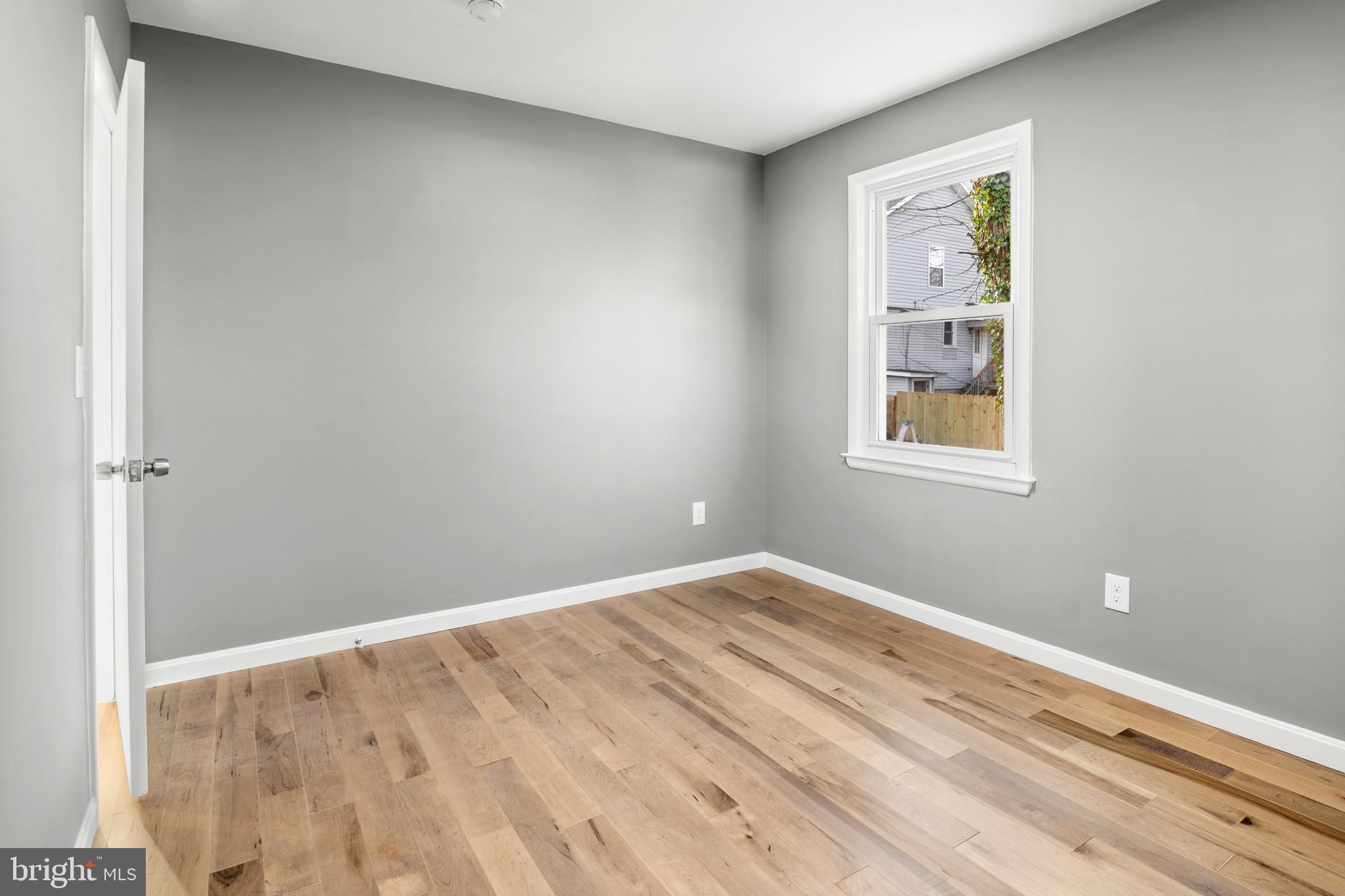 HAMILTON HILLS - Residential