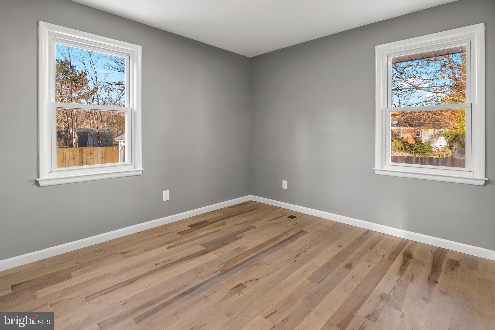 HAMILTON HILLS - Residential