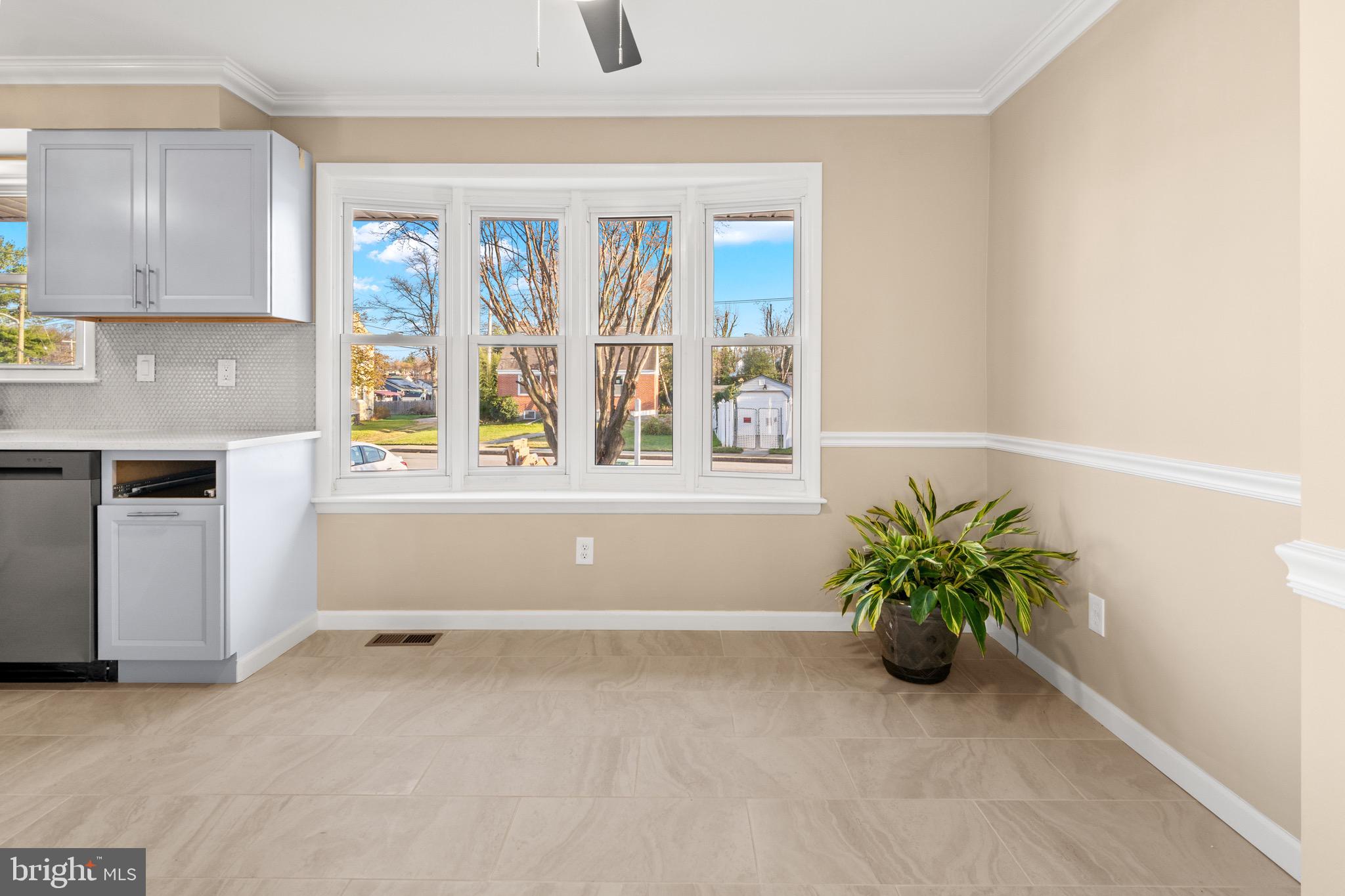 HAMILTON HILLS - Residential