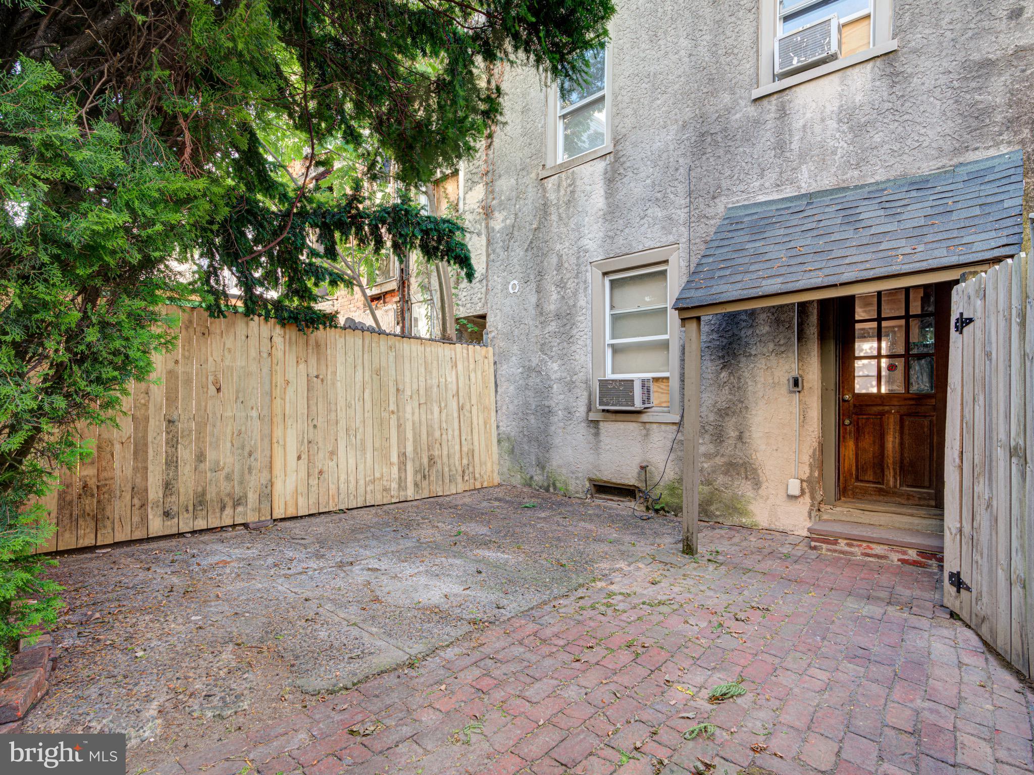 SOUTH KENSINGTON - Residential Lease