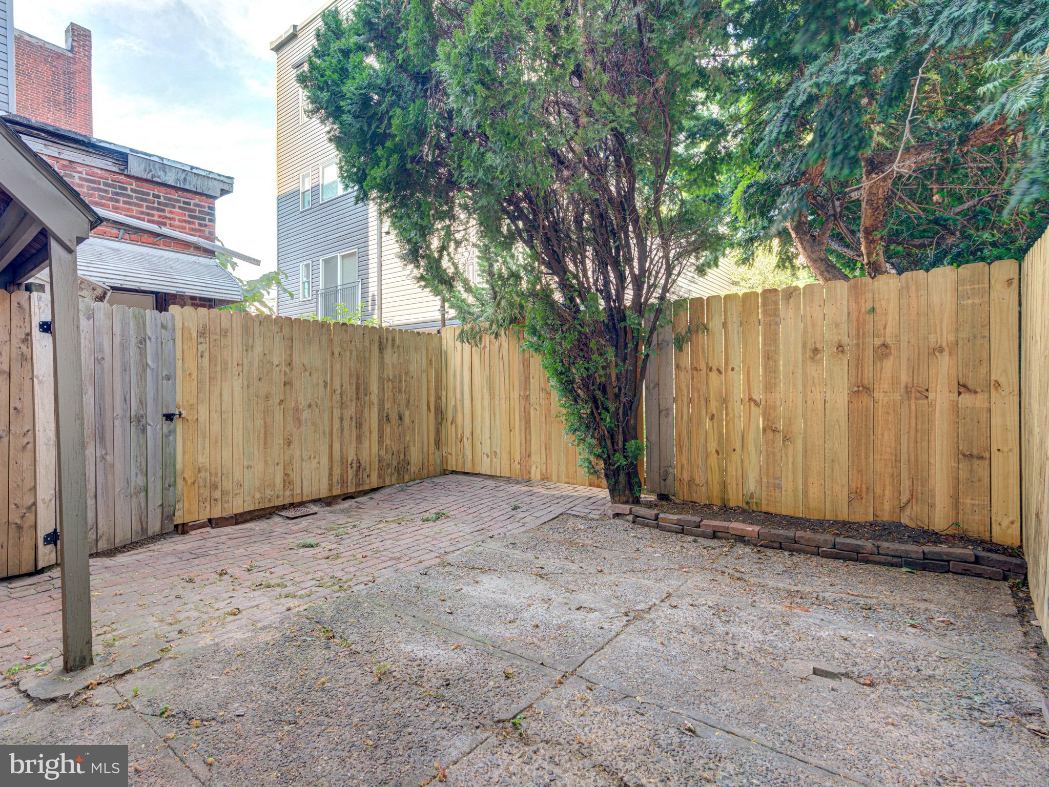 SOUTH KENSINGTON - Residential Lease