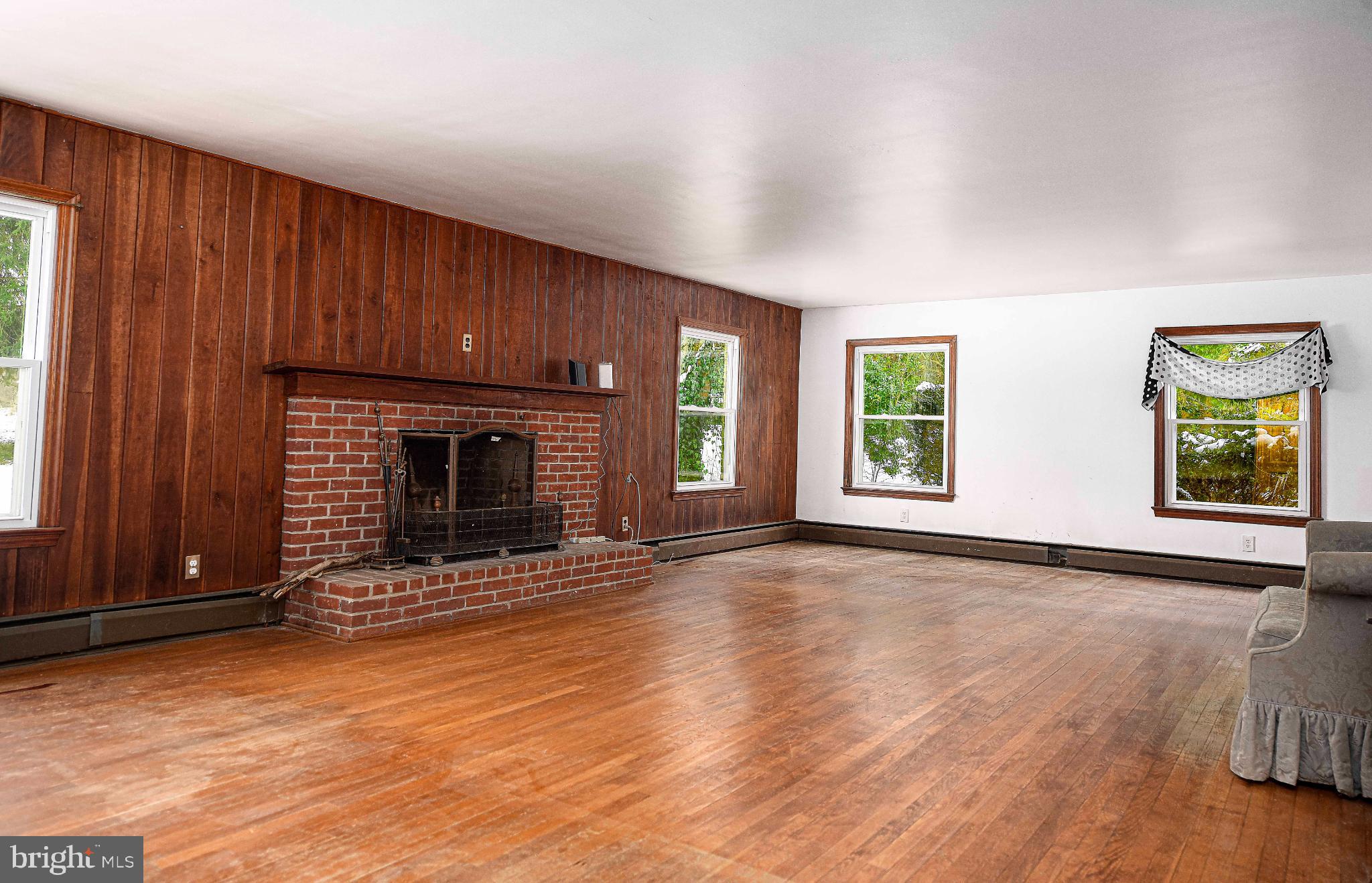 117 and 118 FOXRIDGE DRIVE