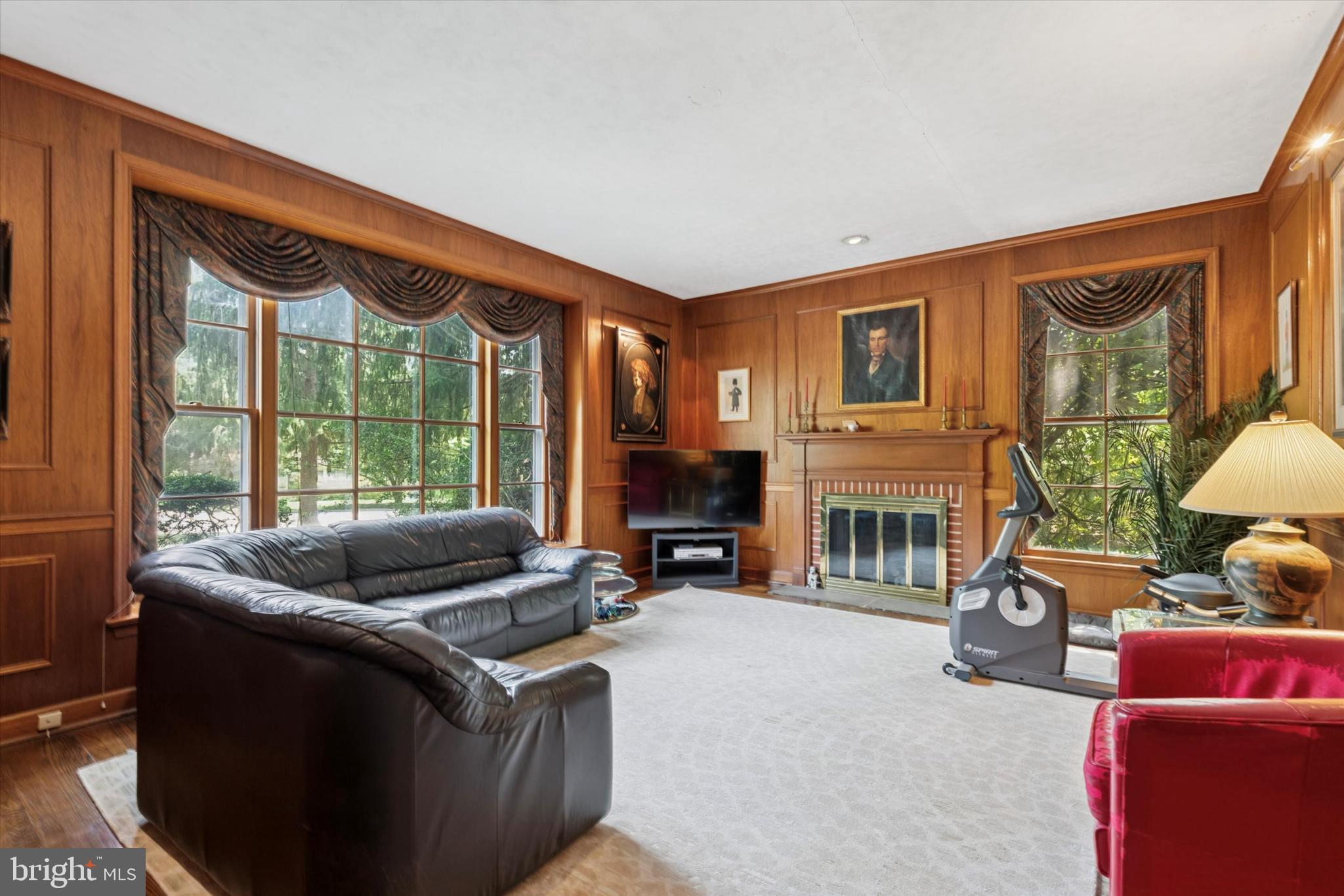 BRYN MAWR - Residential