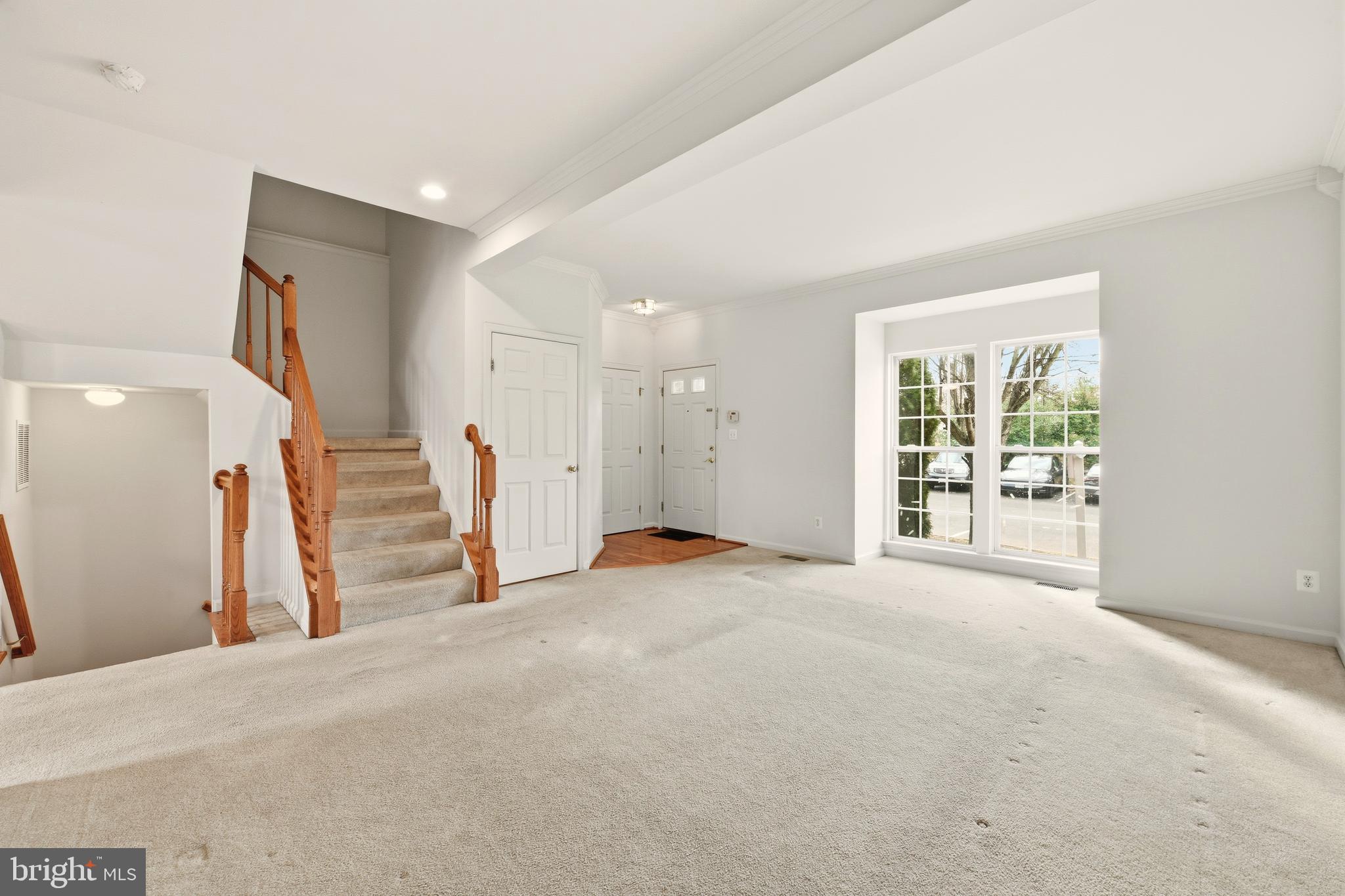 SOMERSET - Residential